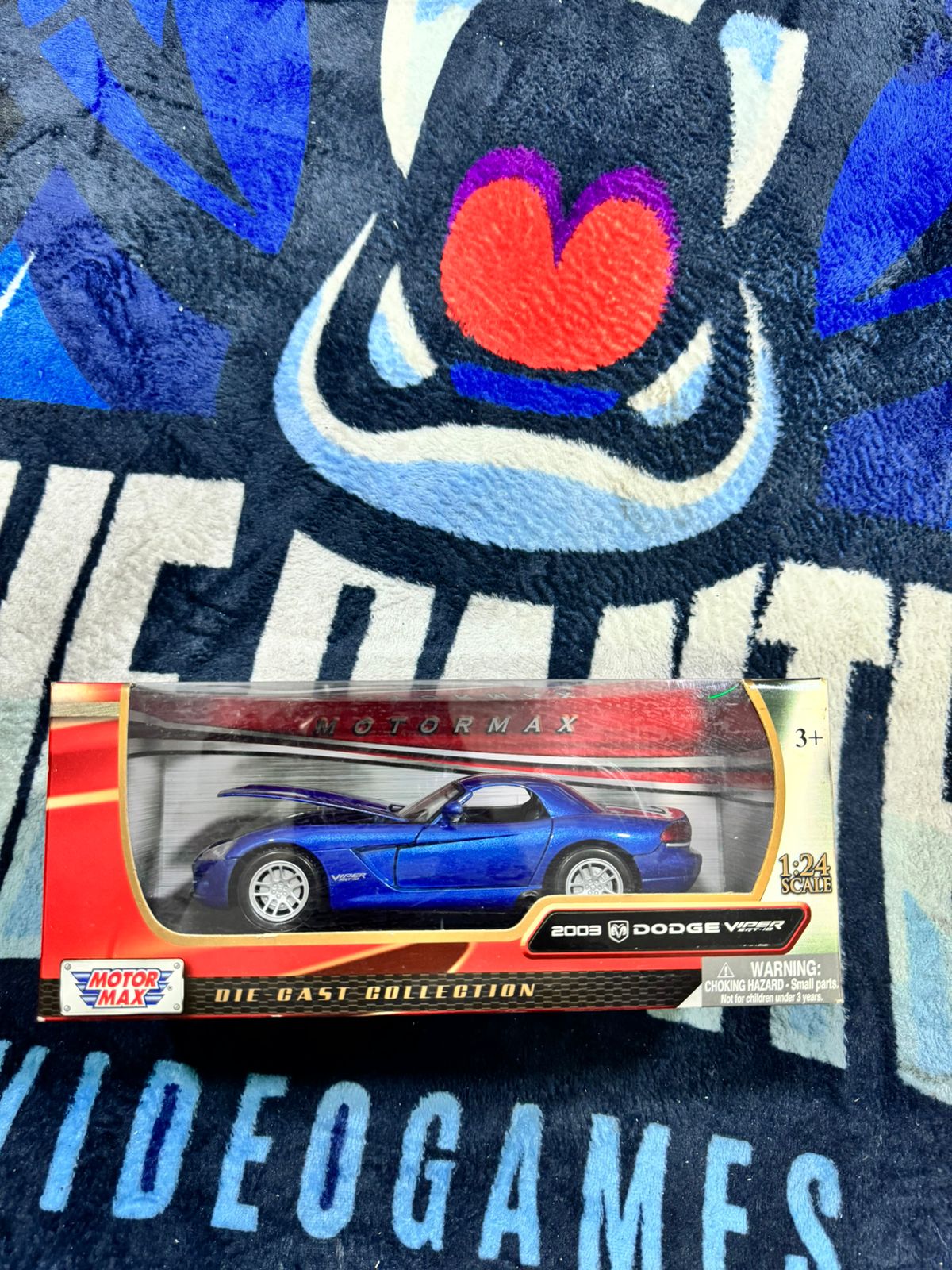 Dodge Viper 2003 1/24
