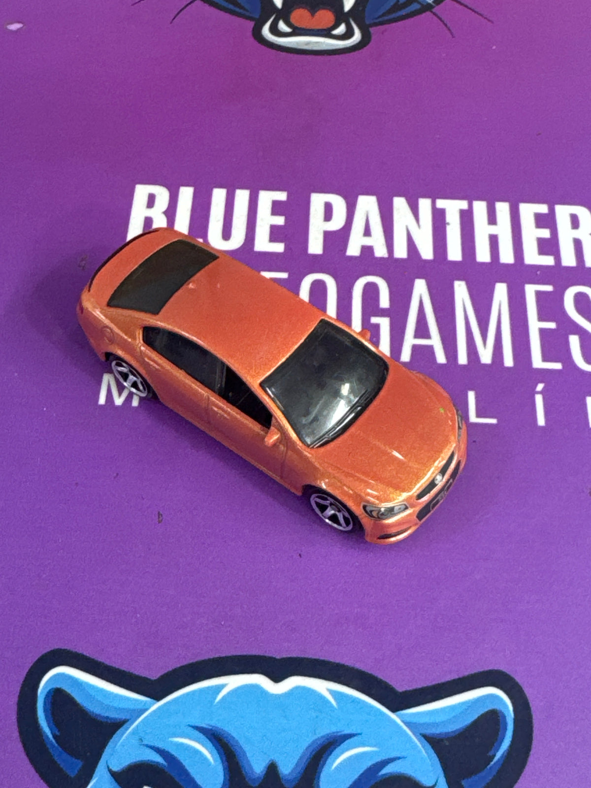 Holden vf - hotwheels