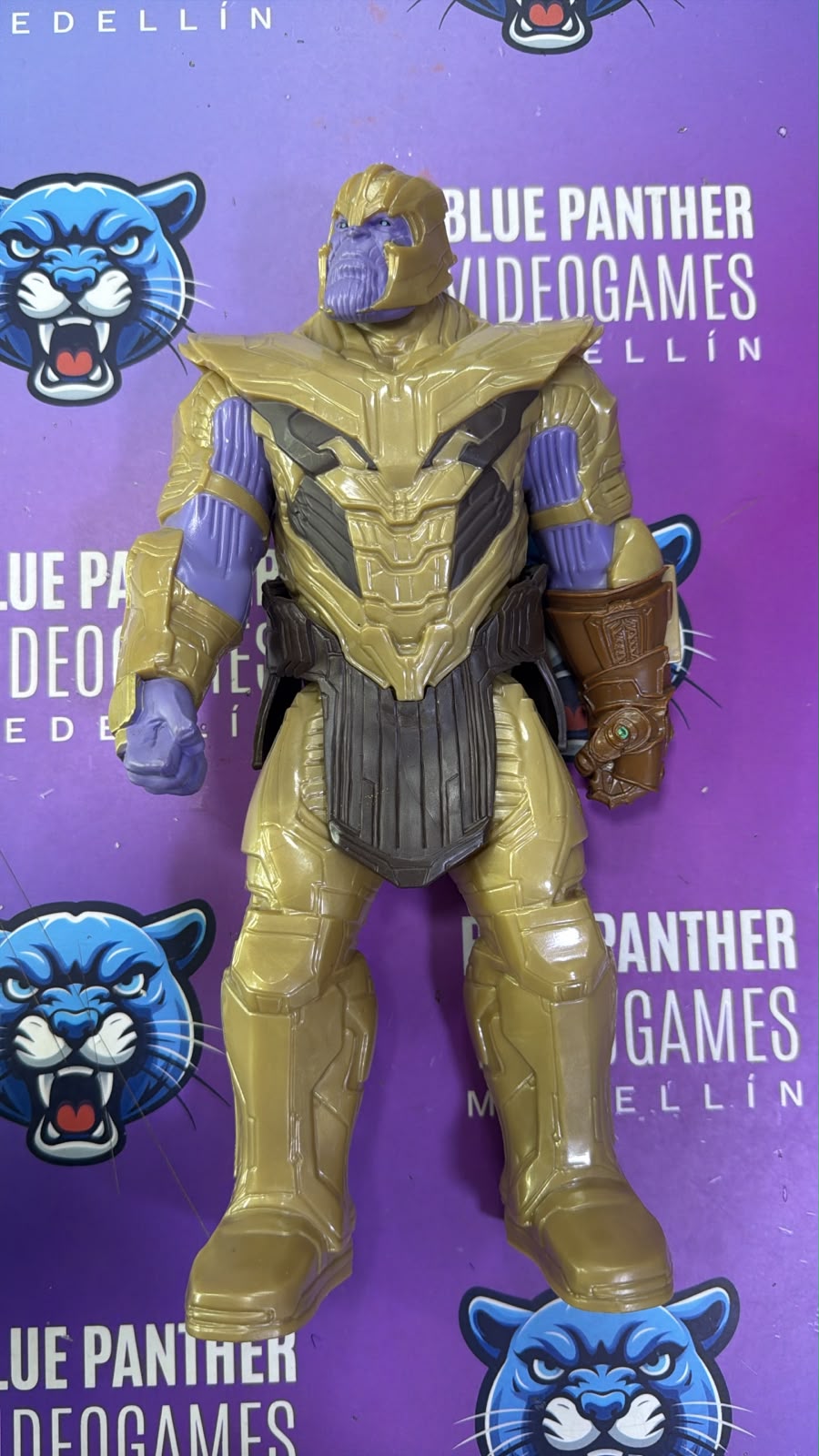 Thanos Titan Hero