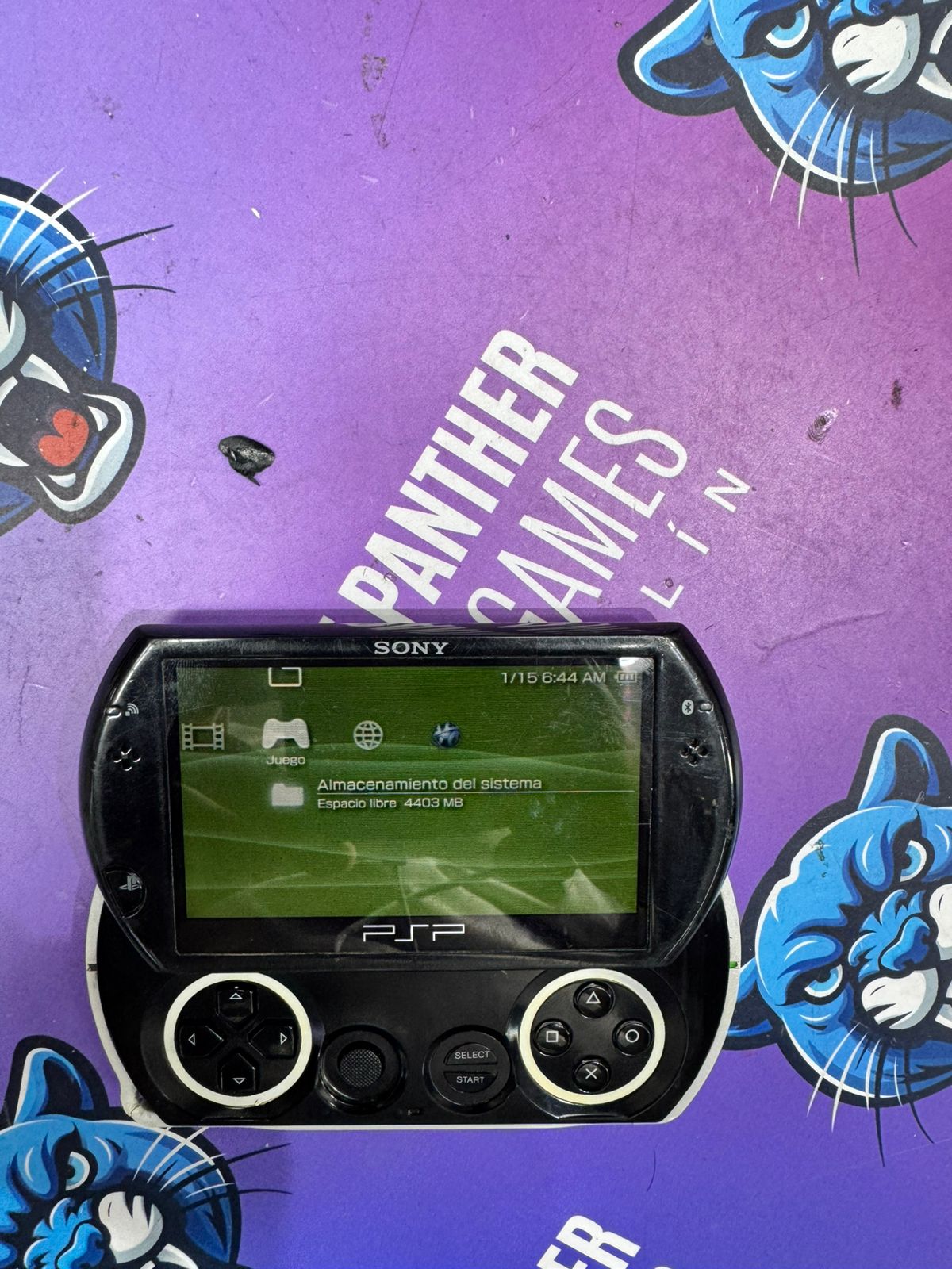 PSP Go con 10 juegos