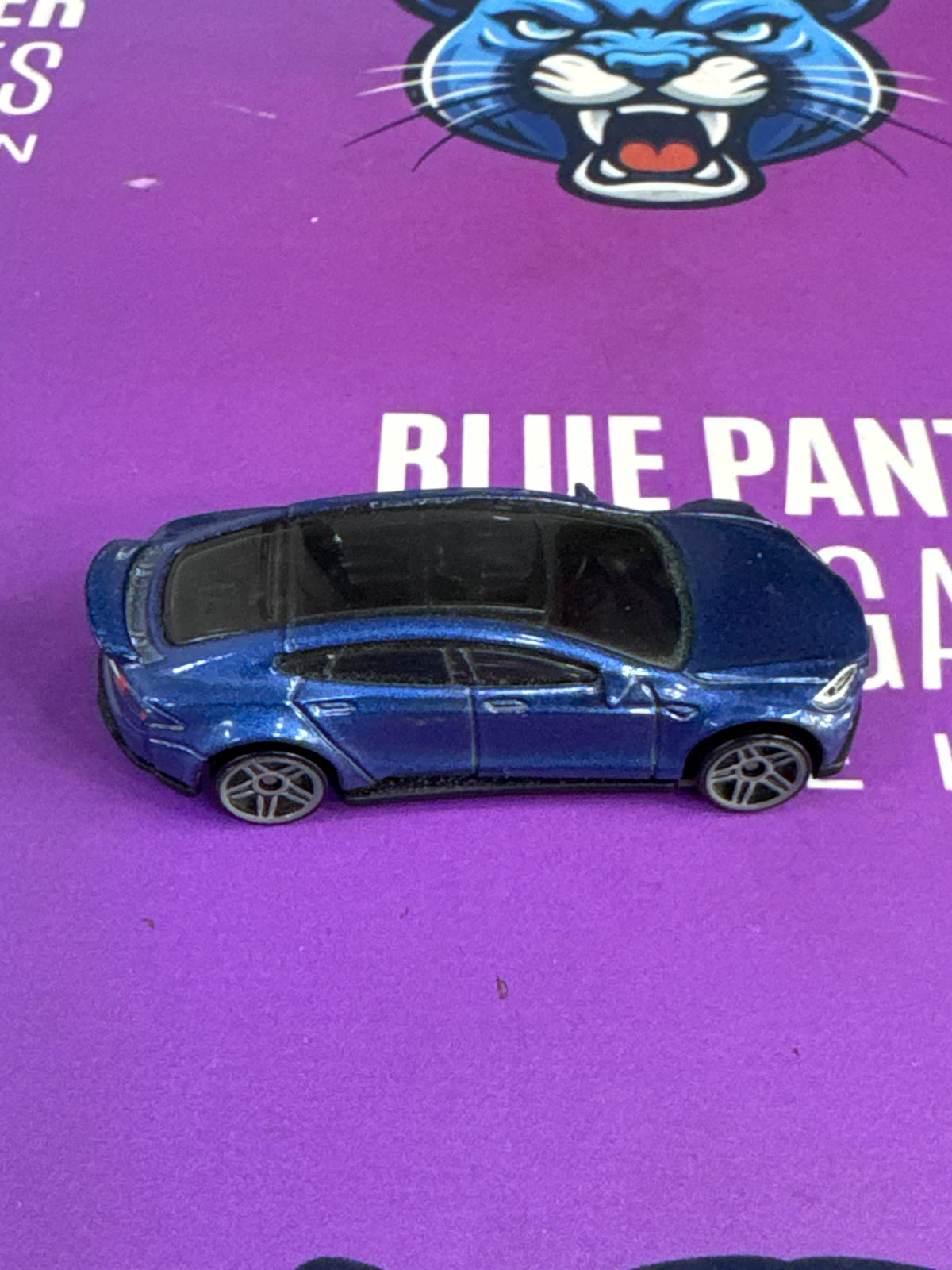 Tesla modelo s - hotwheels