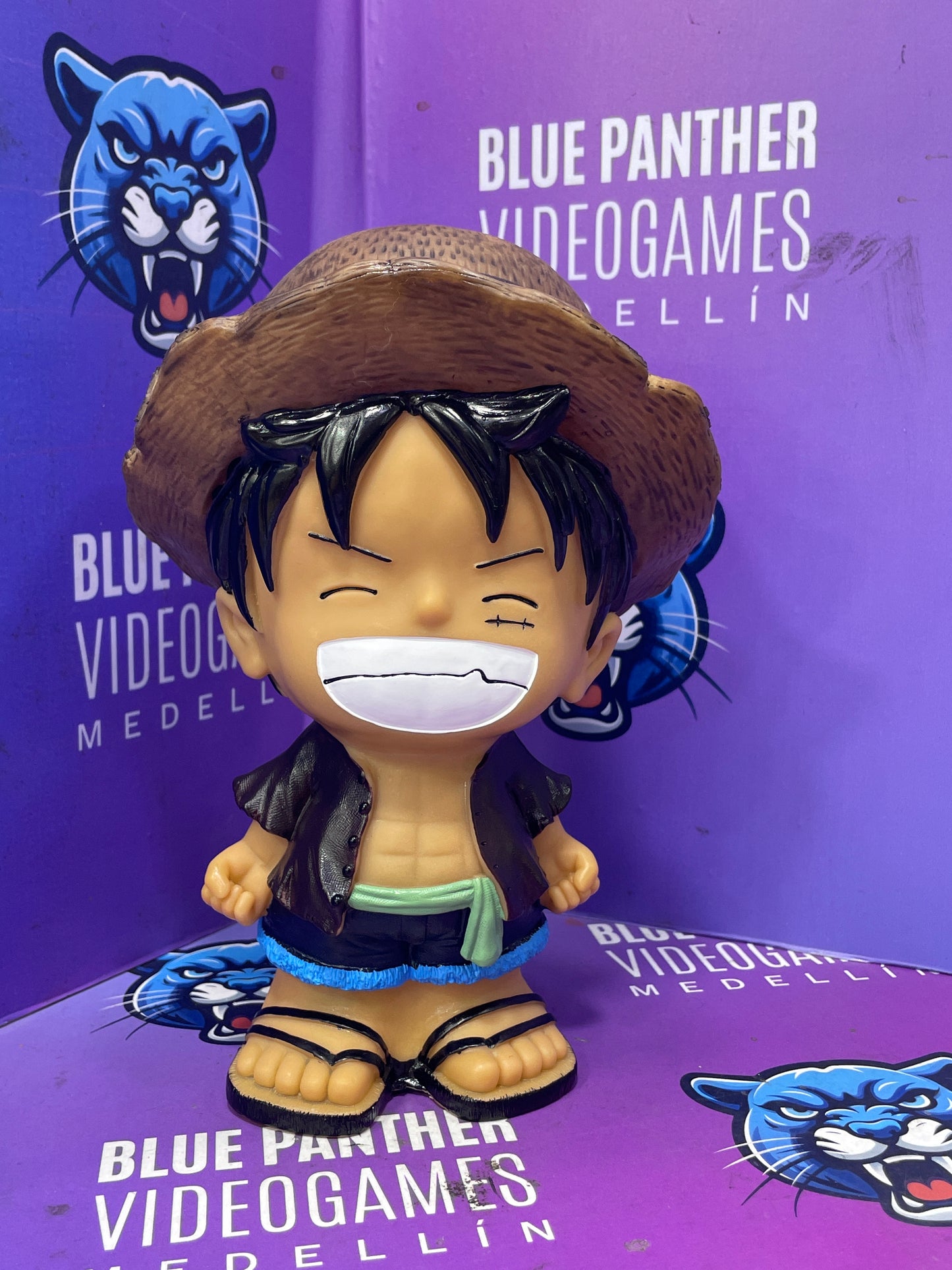 Luffy alcancia