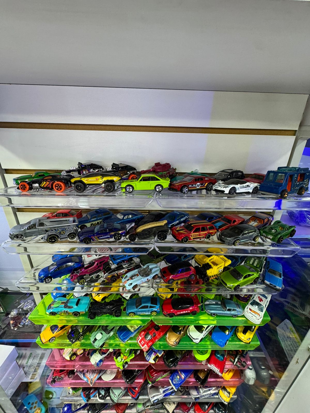 Hot Wheels sueltos desde 4.990 hasta 30.000 c/u