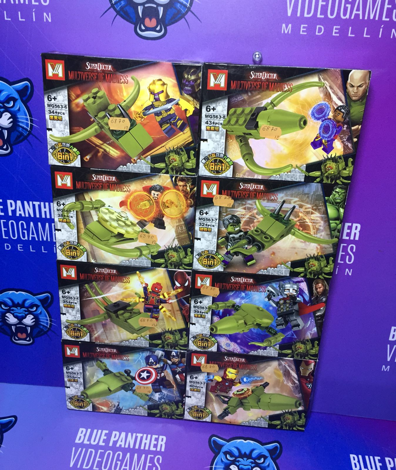 Mini figura en caja armables