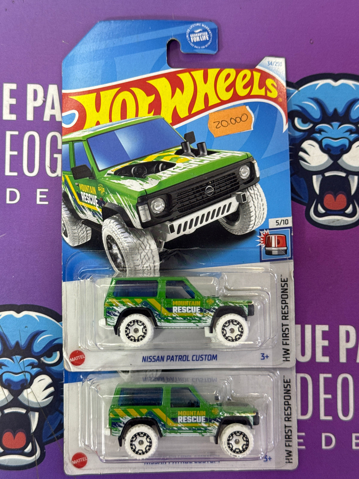 Nissan patrol - hotwheels