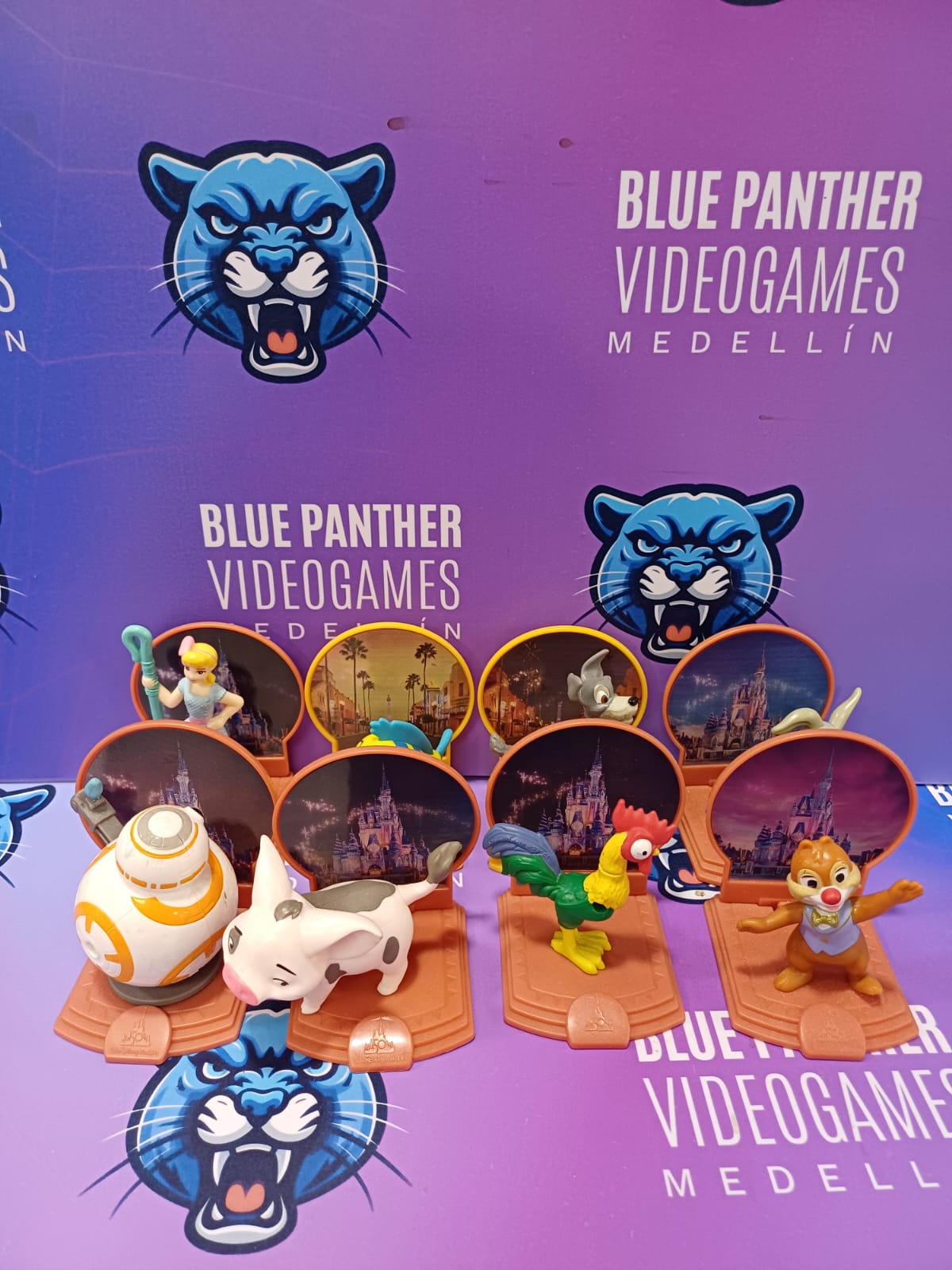 Figuras Disney Land 50 AÑOS Conmemorativa