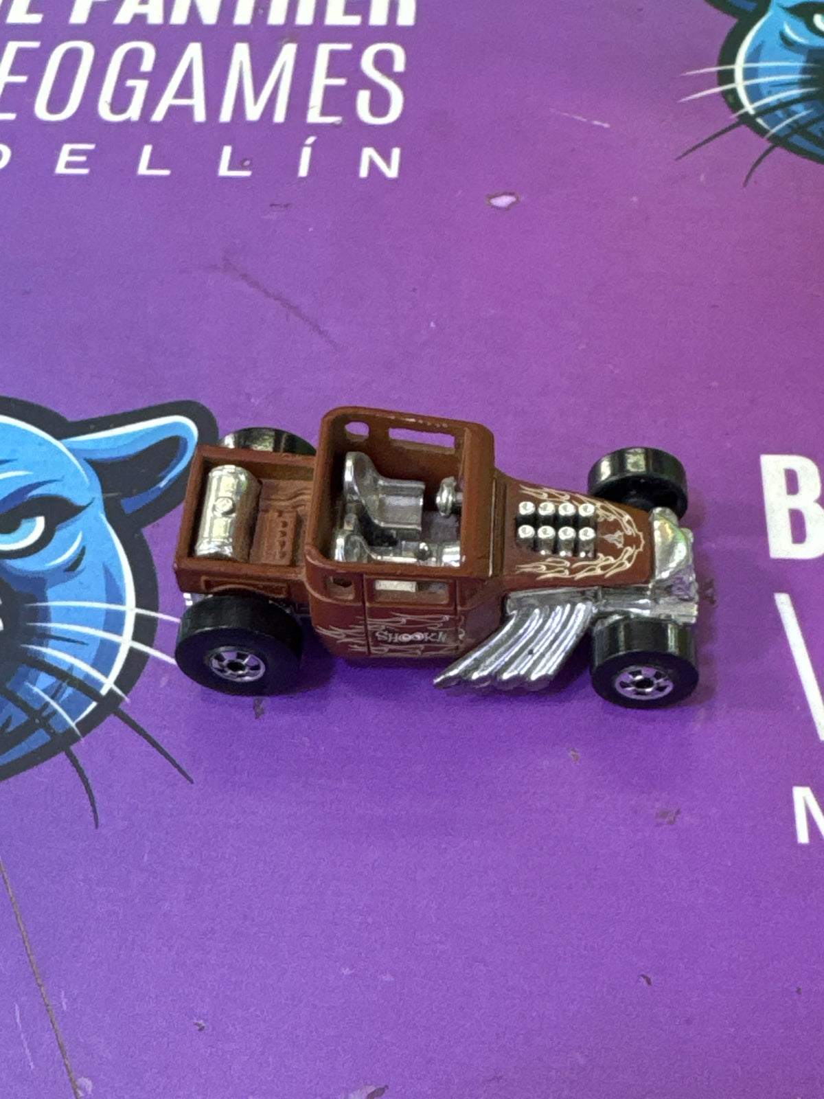 Bone shaker - hotwheels