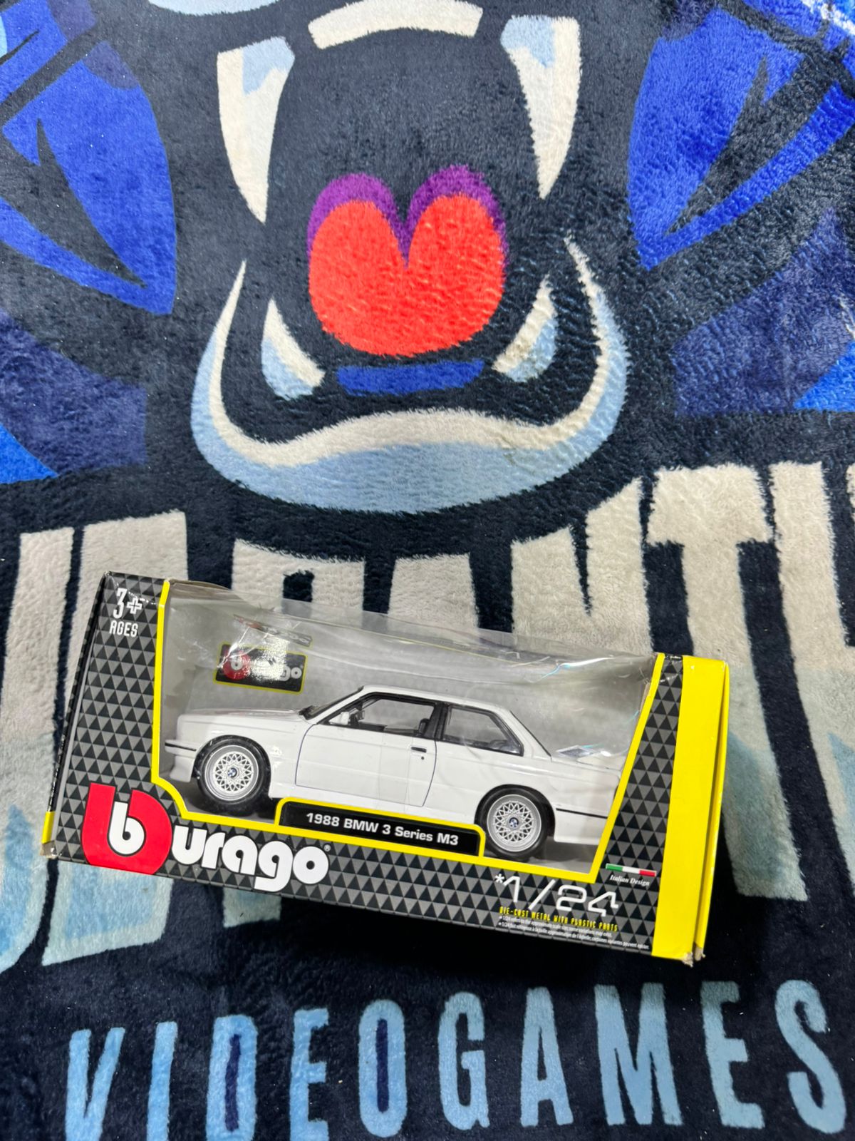 BMW 3 Series M3 1988 1/24