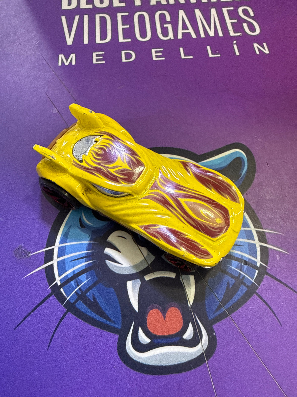 Howlin Heat Hot Wheels
