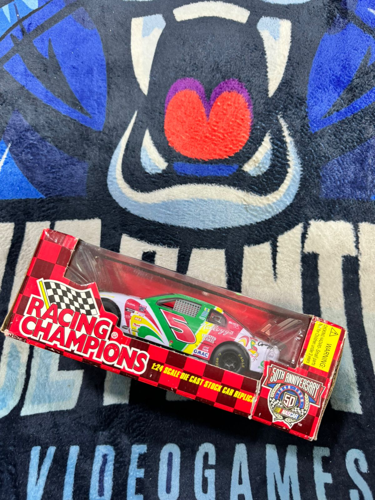 Racing Champions #5 1/24