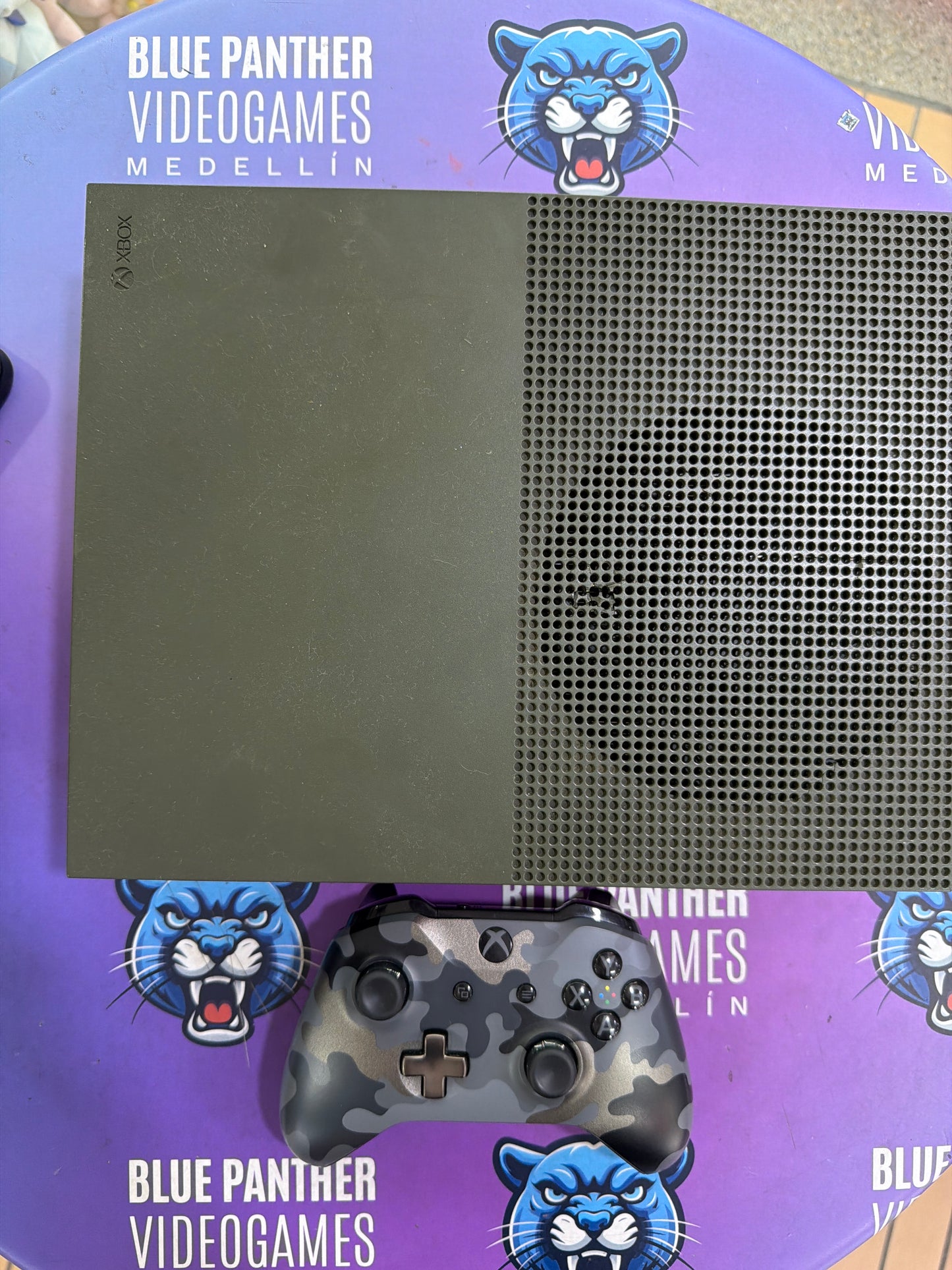Xbox one S con control con game pass (2) meses