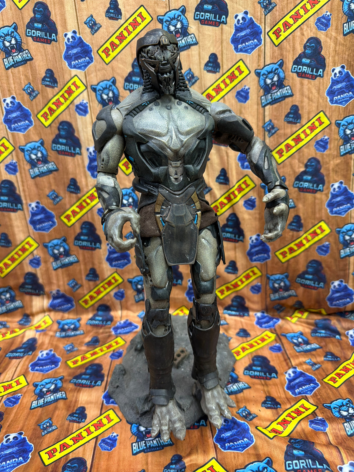 Hot Toys Predator Avengers