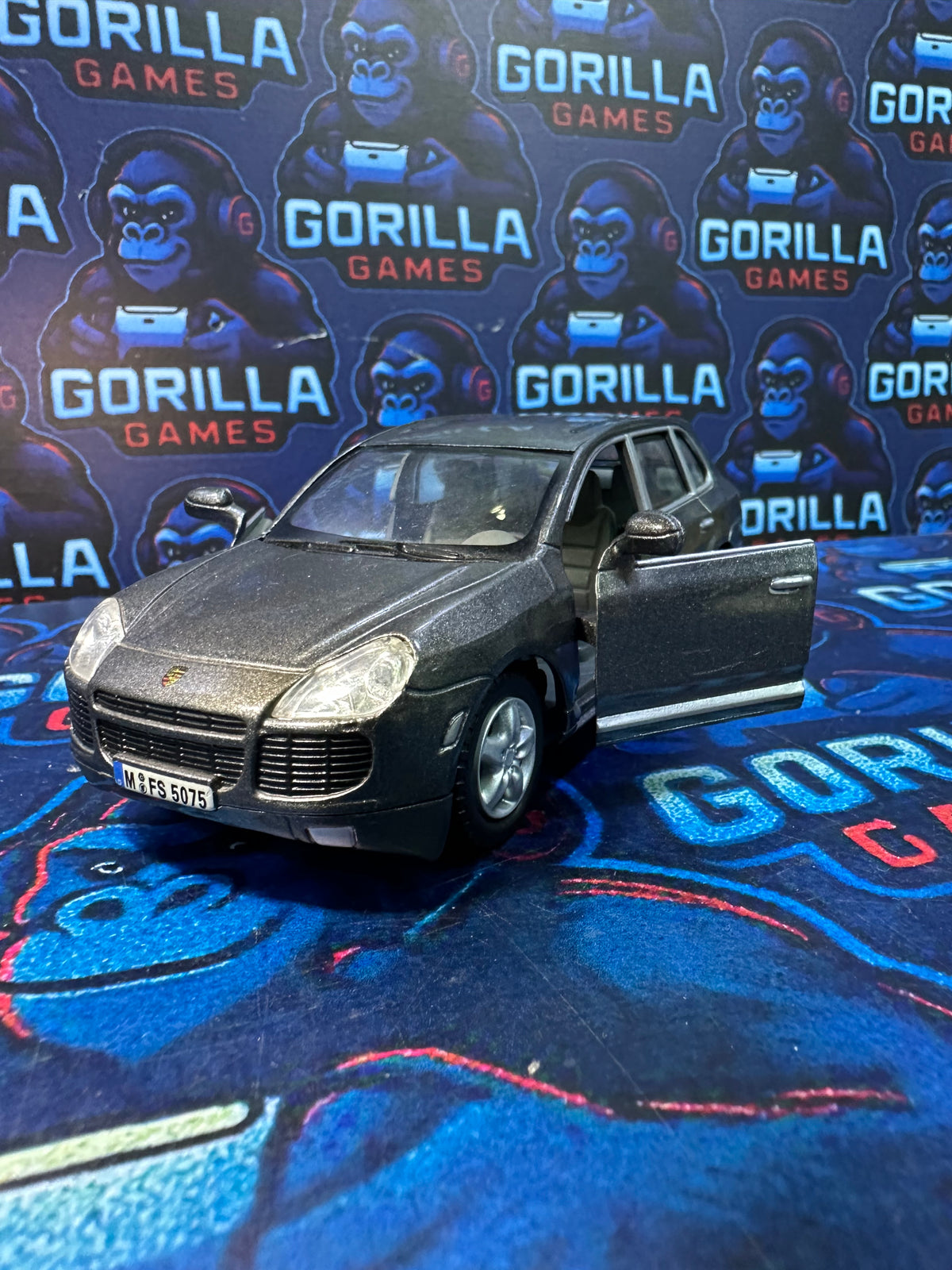 Porche cayenne turbo 1/38