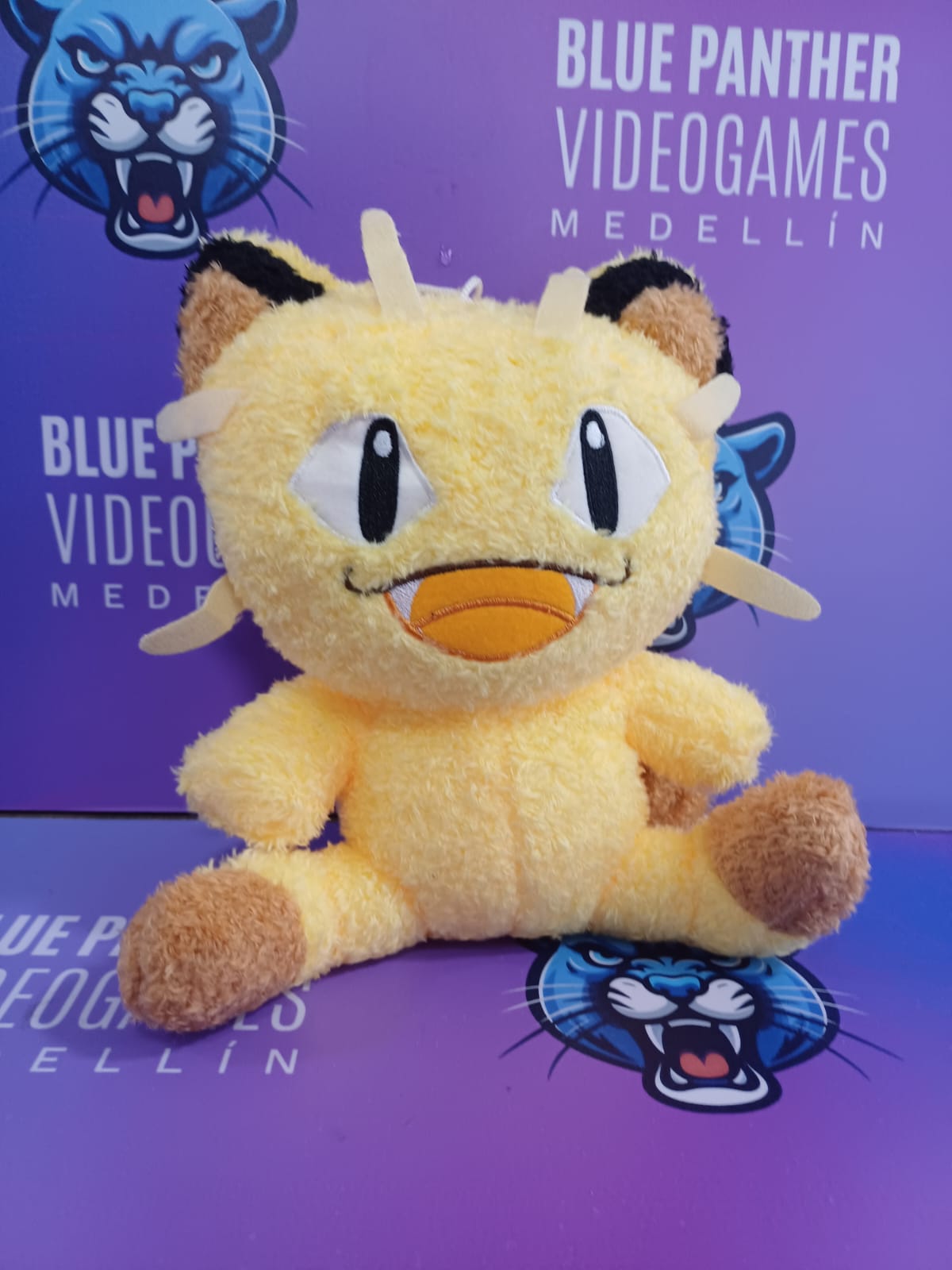 Meowth Peluche alcochado