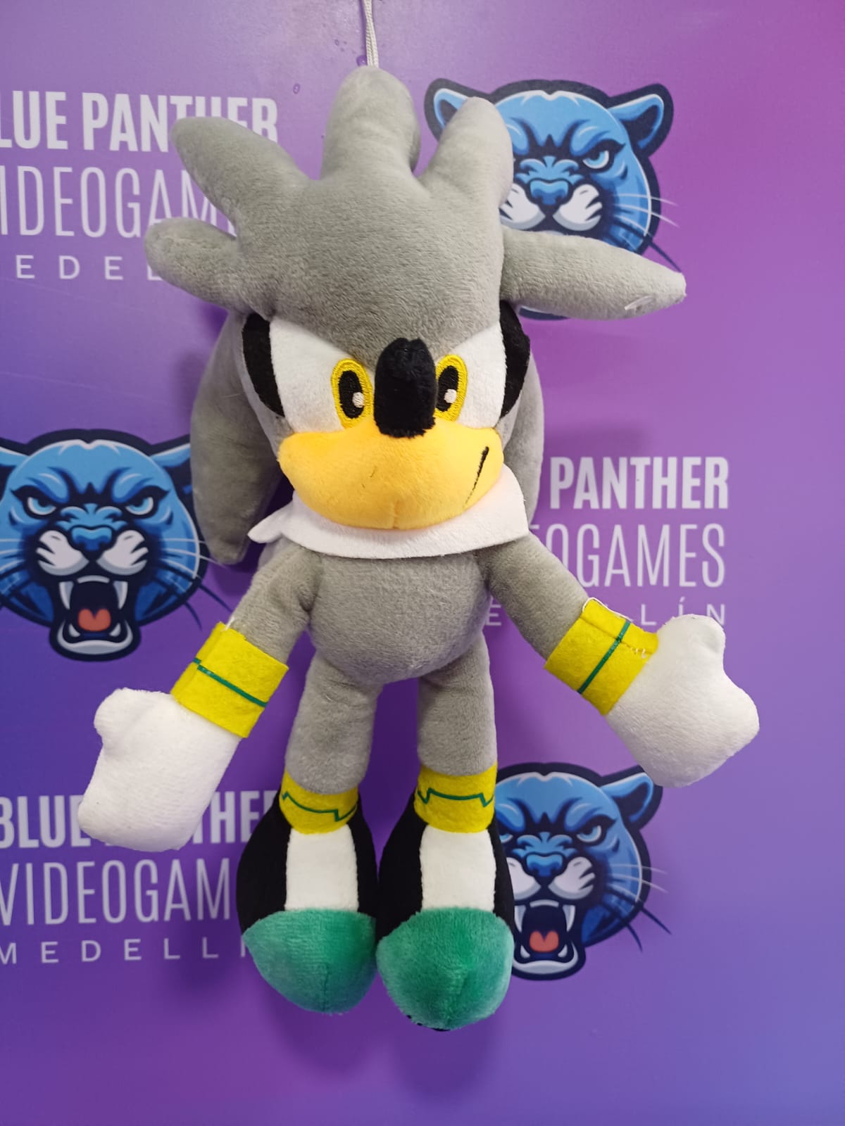 Silver Sonic peluche