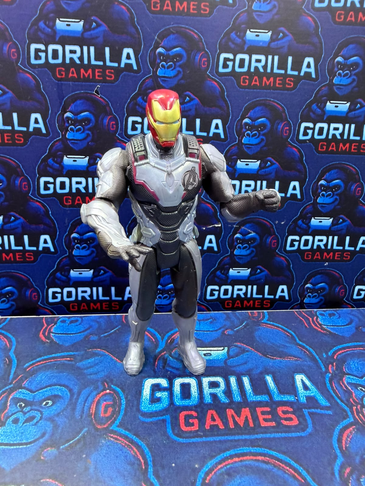 Iro Man con traje del equipo de Avengers Endgame