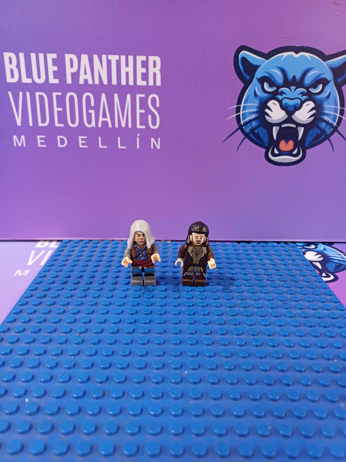 legos señor de los anillos y assassins