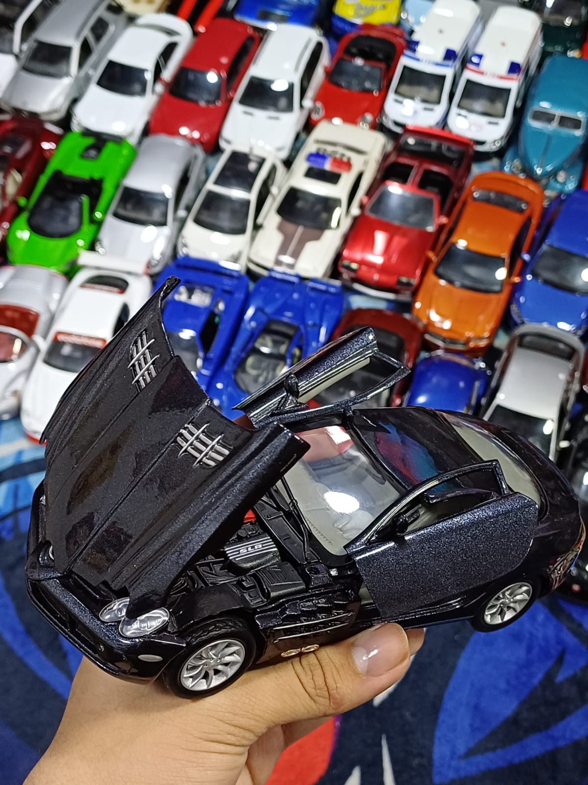 Mercedes Benz SLR McLaren Motor Max 1/24