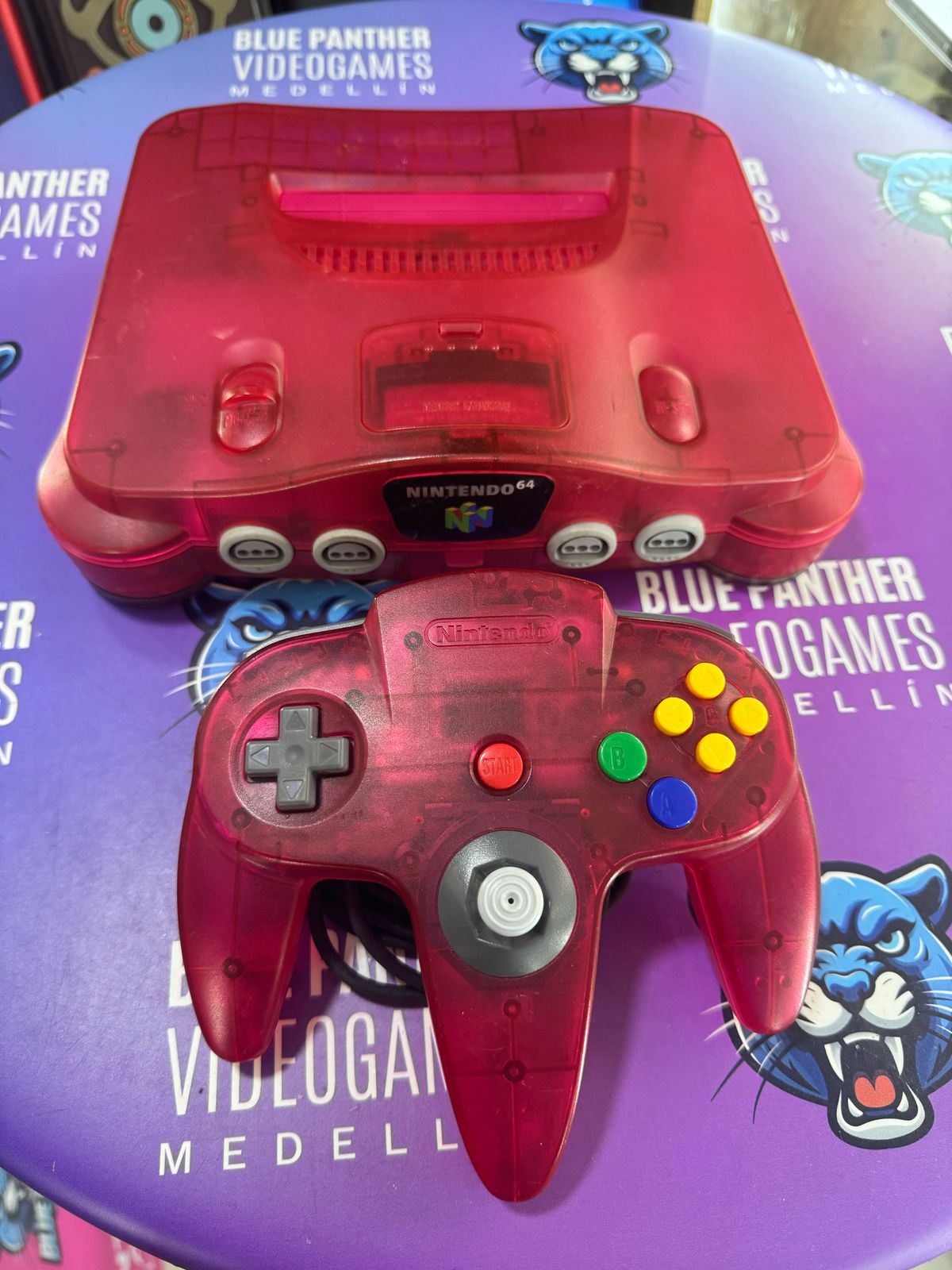 Nintendo 64 Cereza (sobre pedido, se debe cotizar precio)
