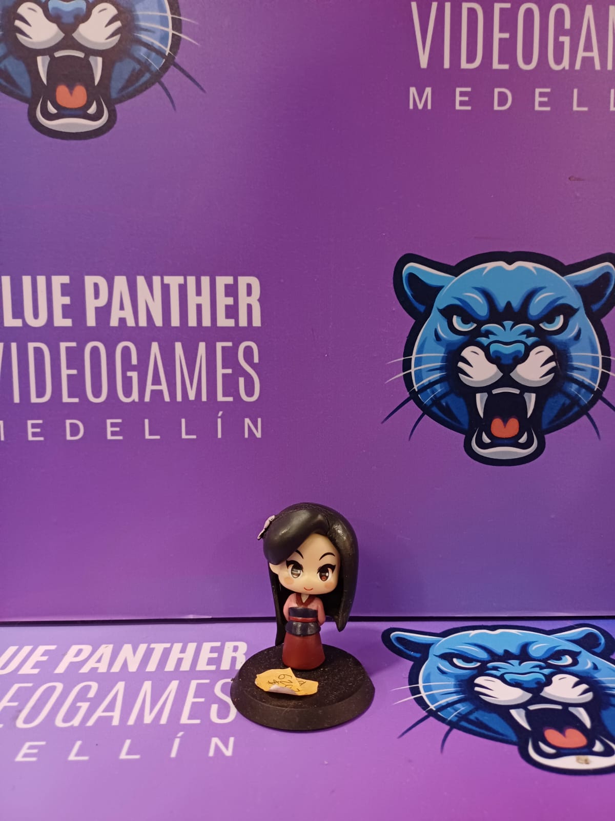 Figuras disney Princesas x9 base negra