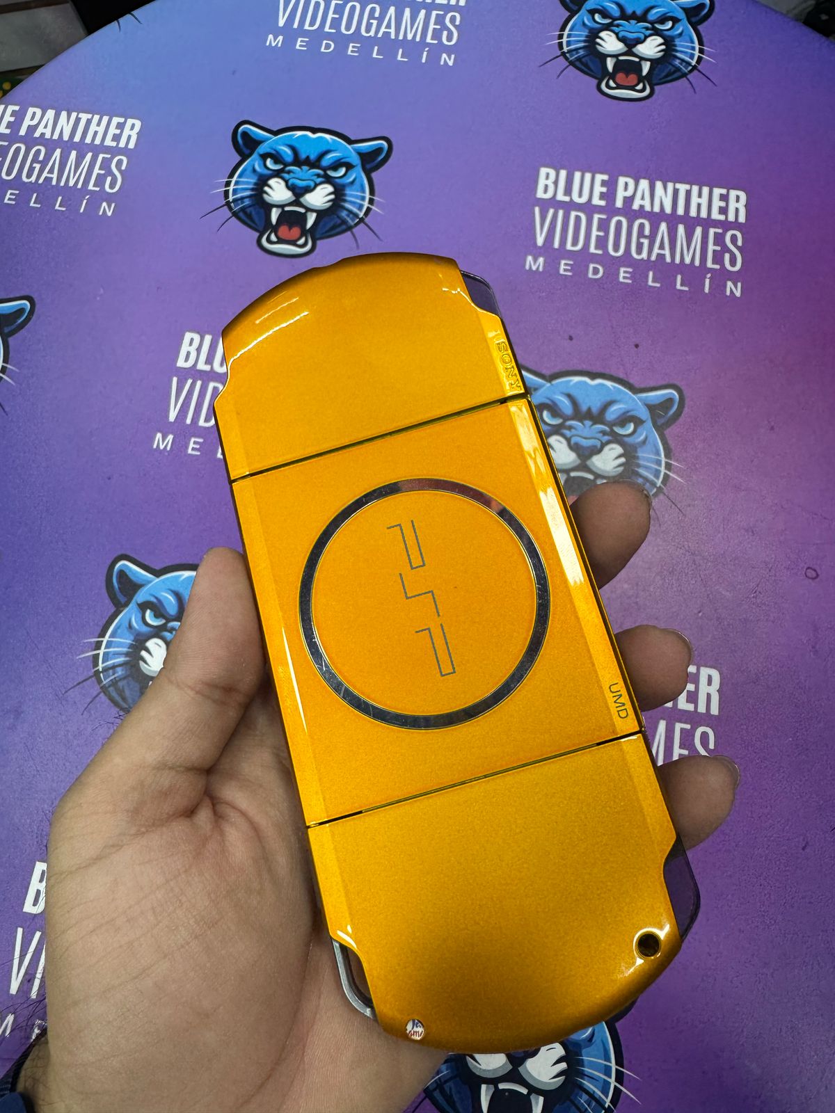 PSP 3000 Bright Yellow