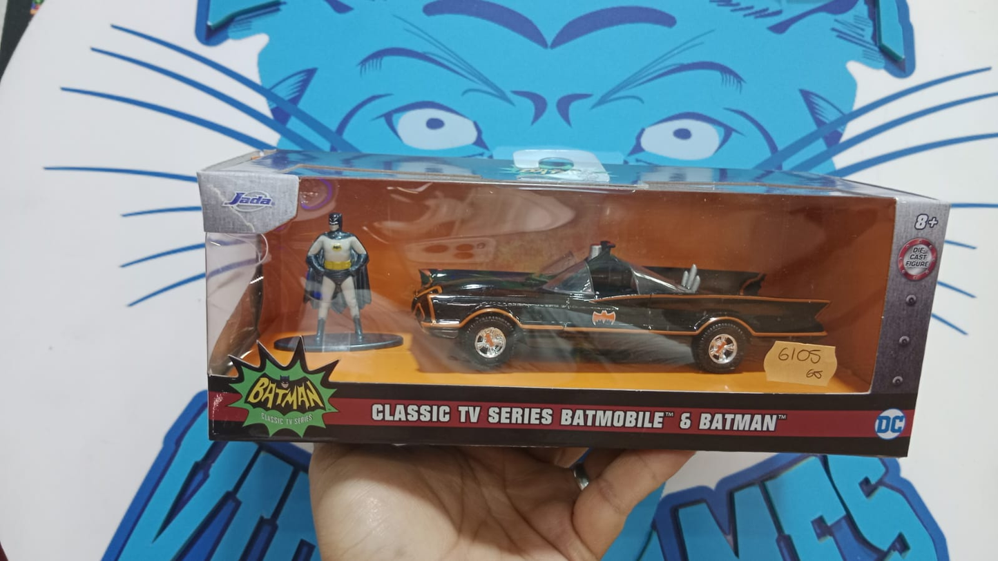 1-32 batmobile con figura Jada Toys