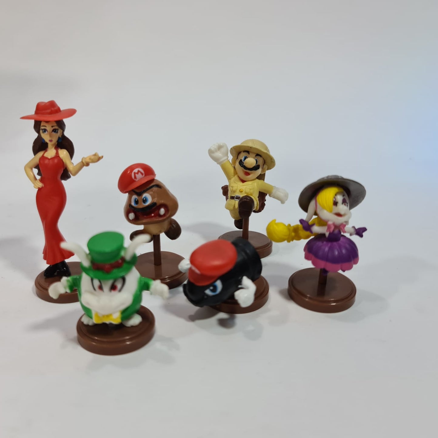 Figuras mini figuras mario en caja