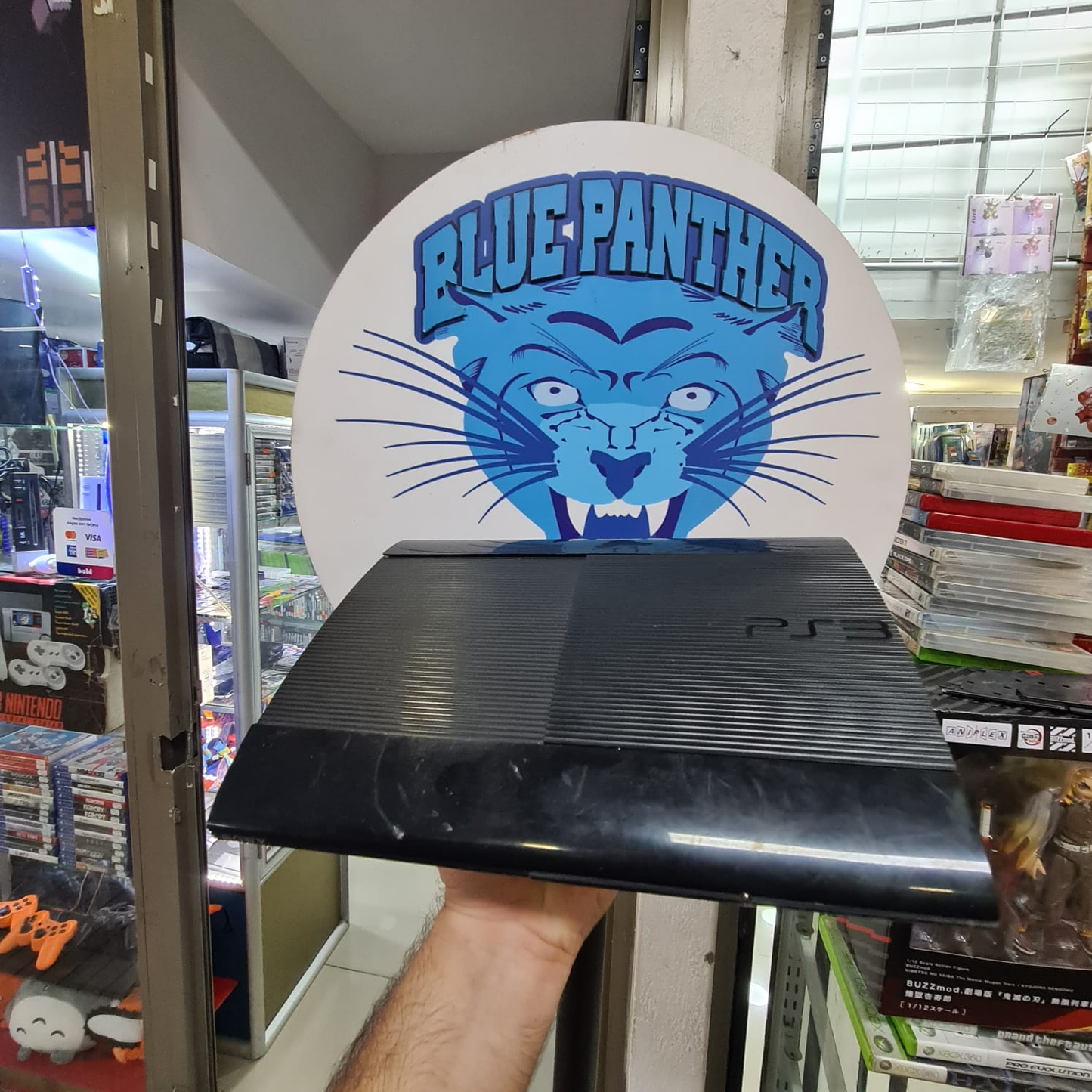 Playstation 3 - 250GB Super slim 1 control