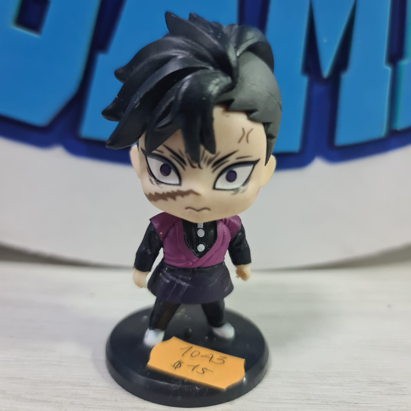 demon slayer pequeño base negra redonda