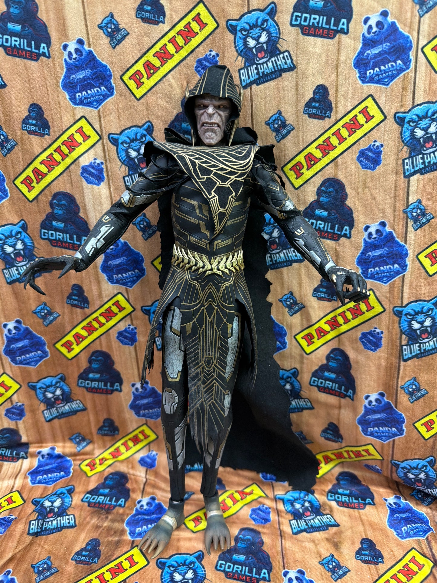 Toys Battalion Raven Blade 1/6