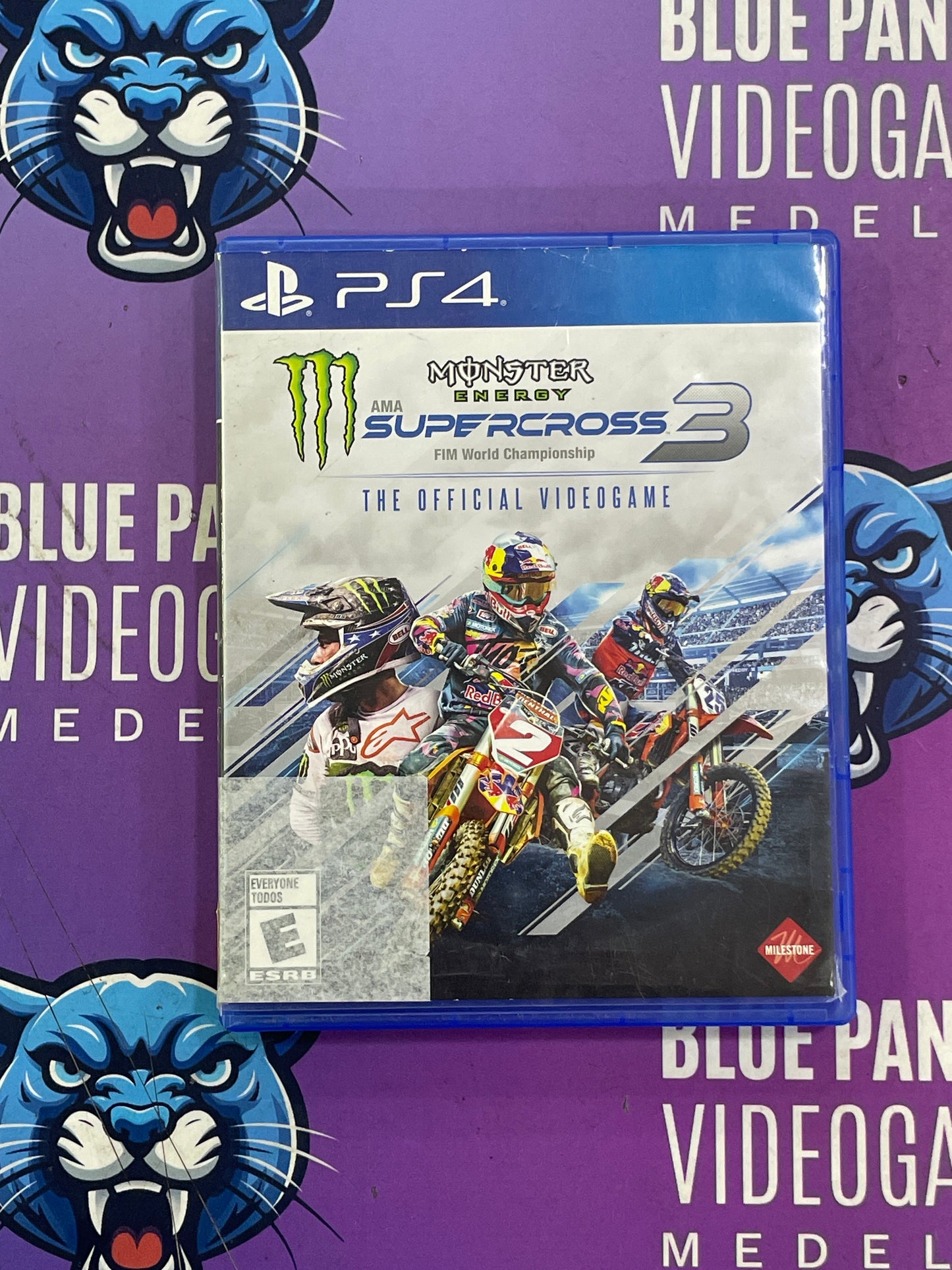 Monster Energy SuperCross Usado