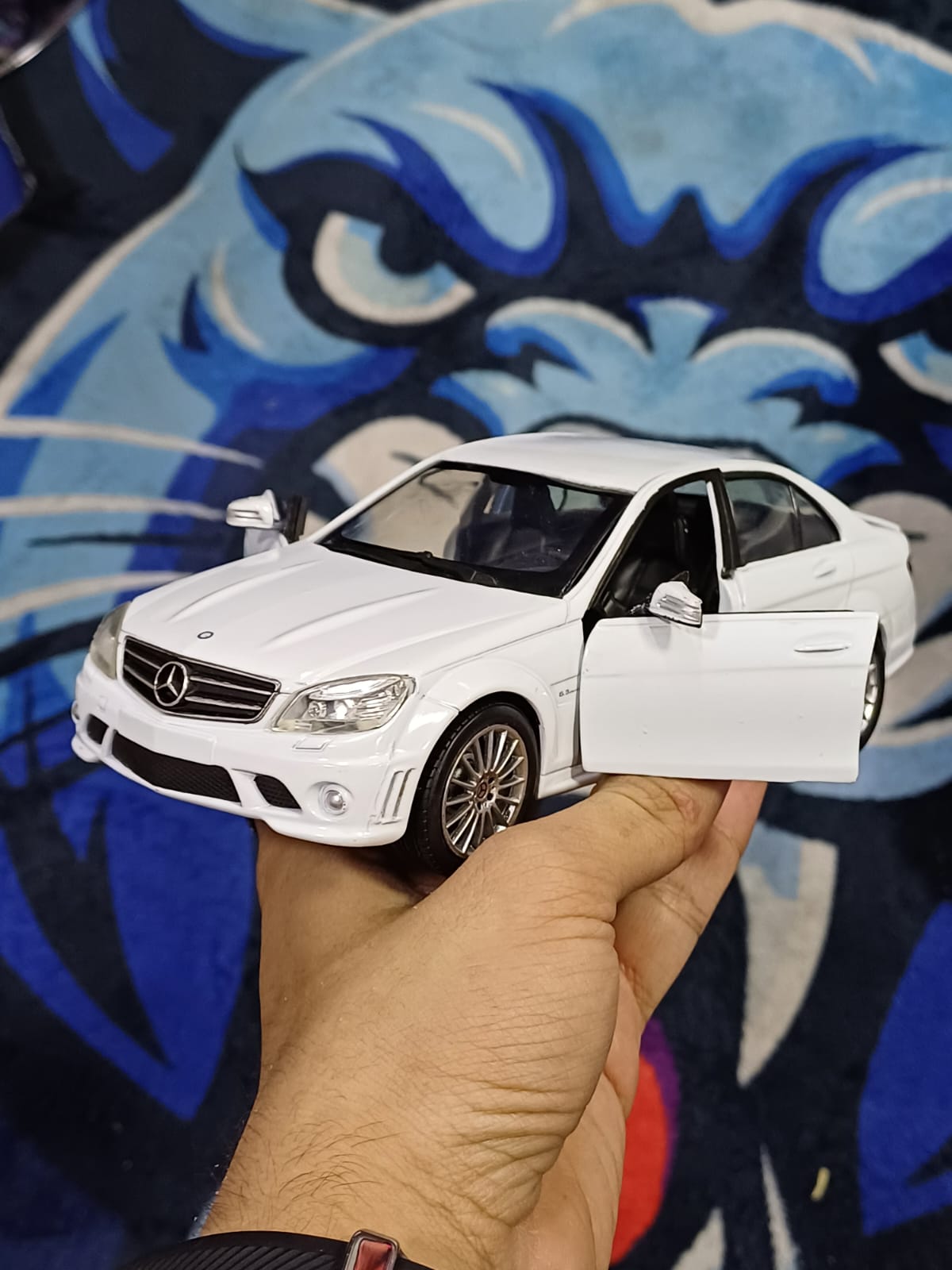 Mercedes Benz C63 AMG 2008 New Ray 1/24