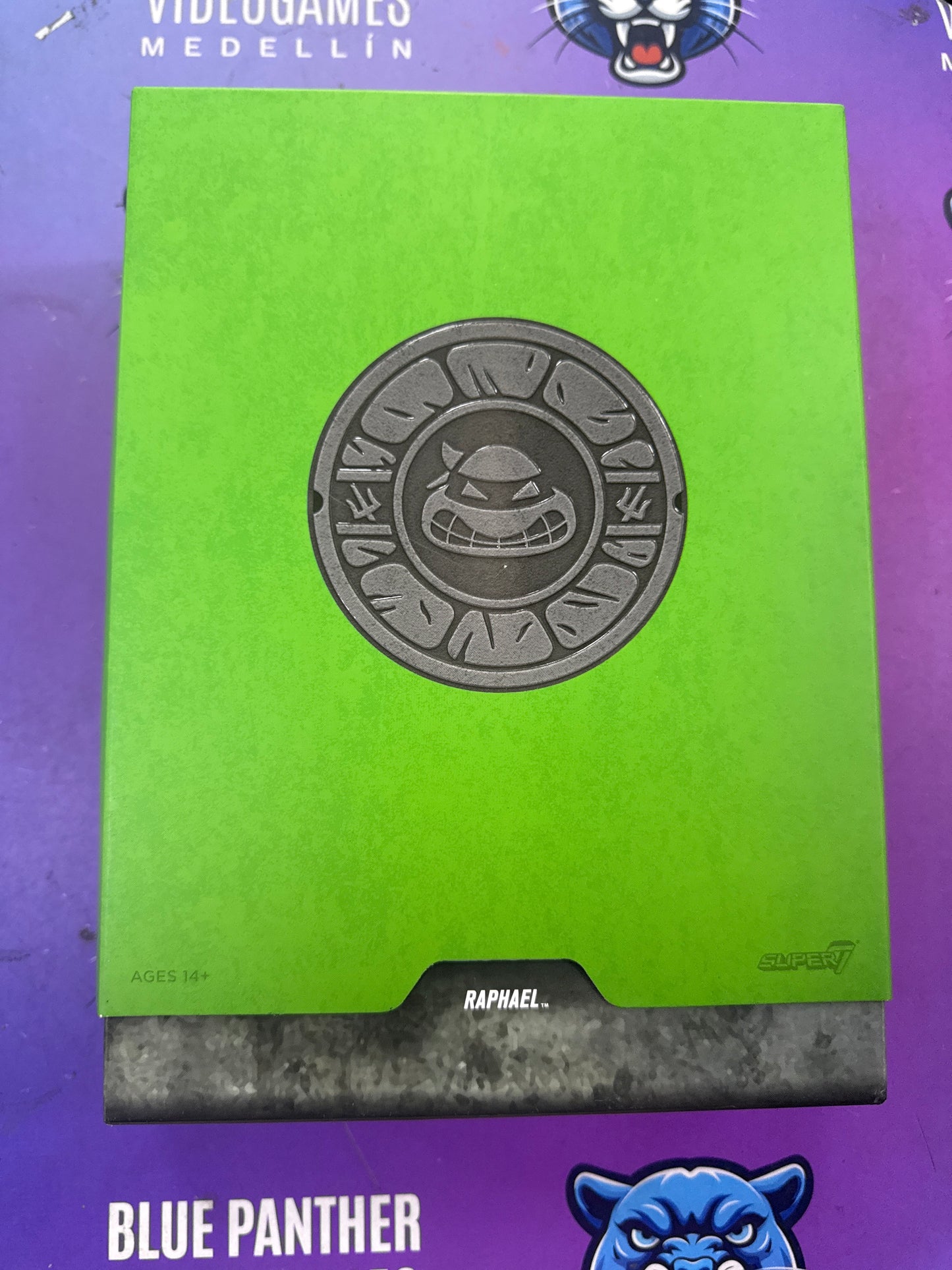 Raphael Super 7