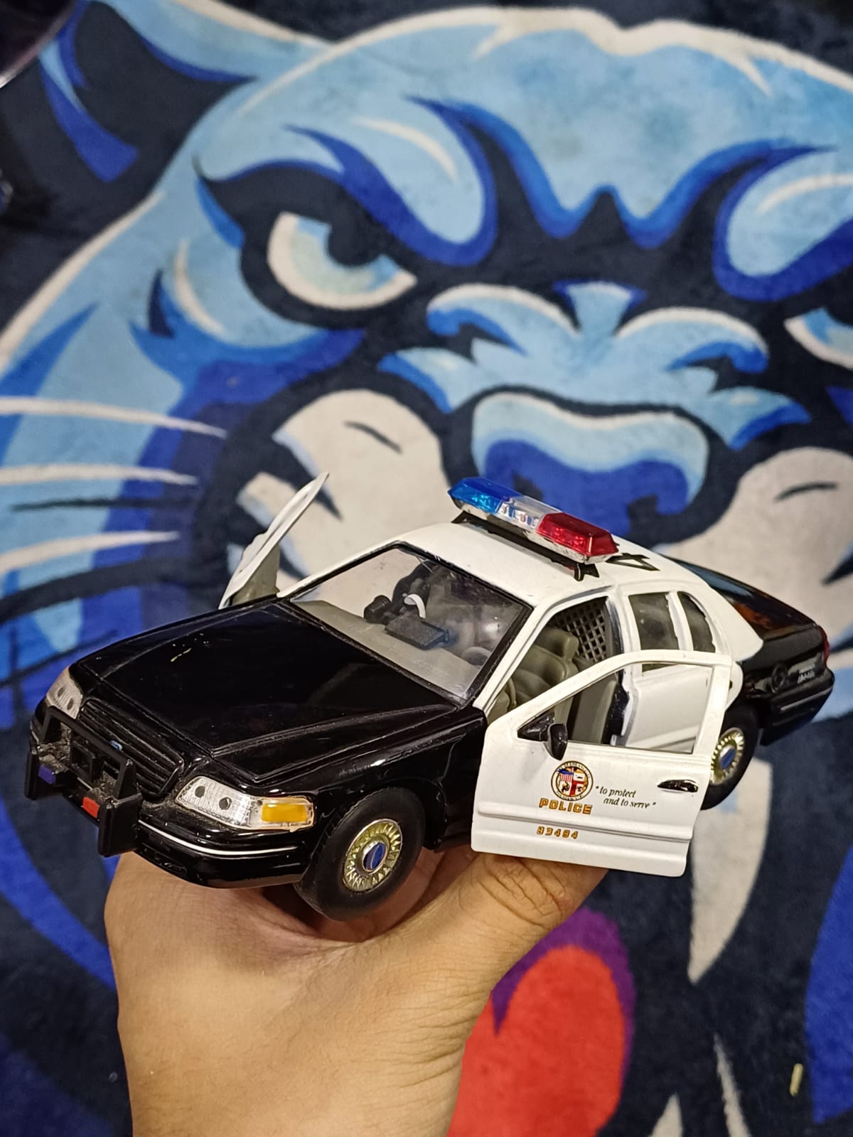 Ford Crown Victoria 1999 Welly 1/24