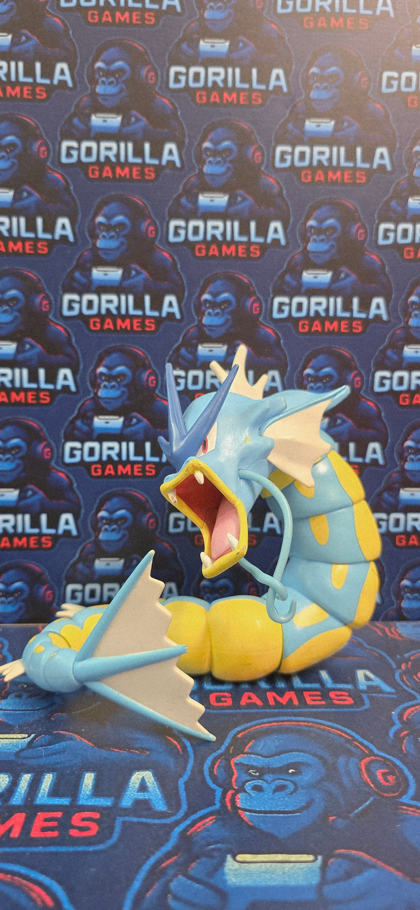 POKEMON - Gyarados Tomy original sin base
