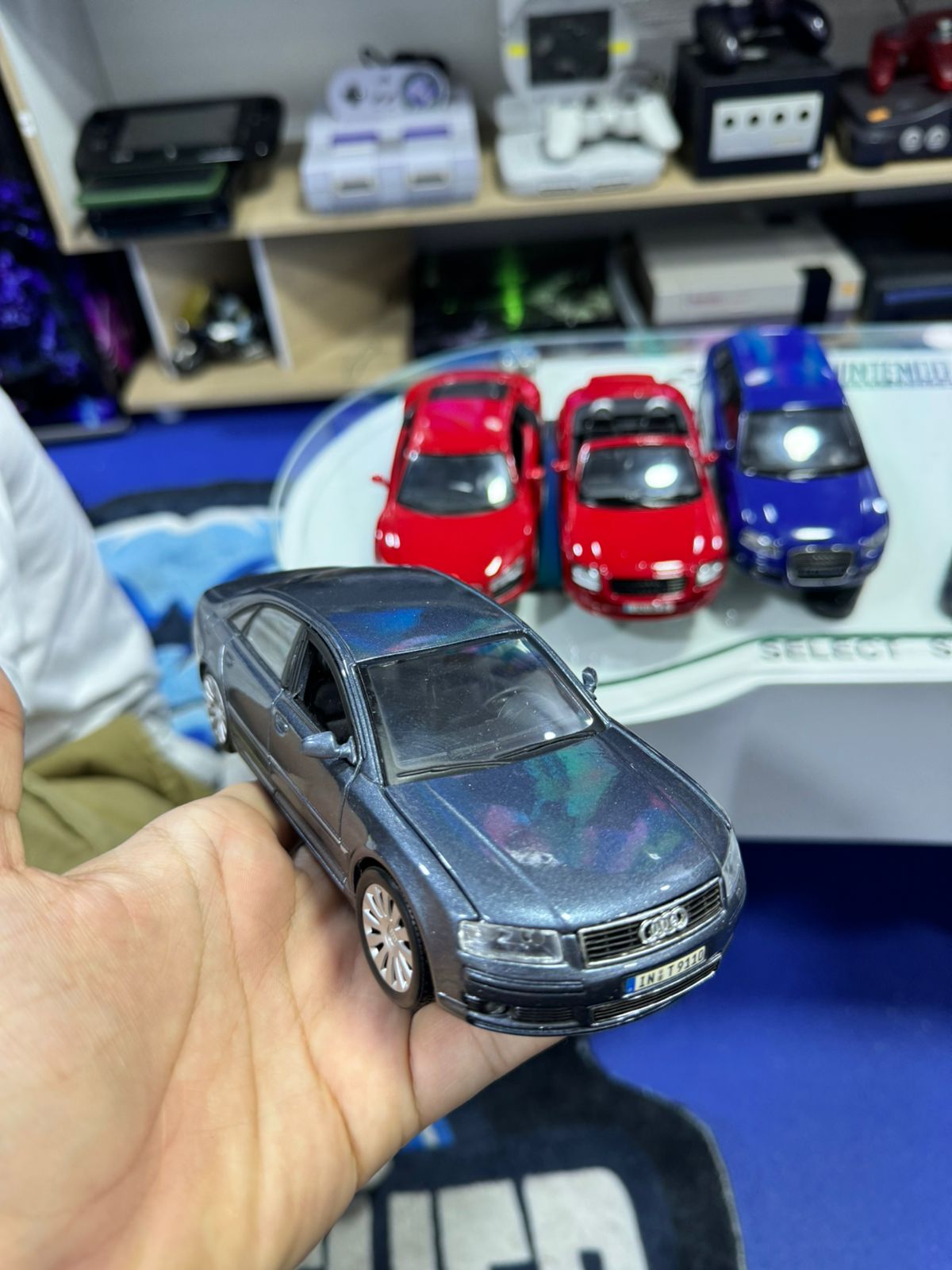 Audi A8 Maisto 1/26