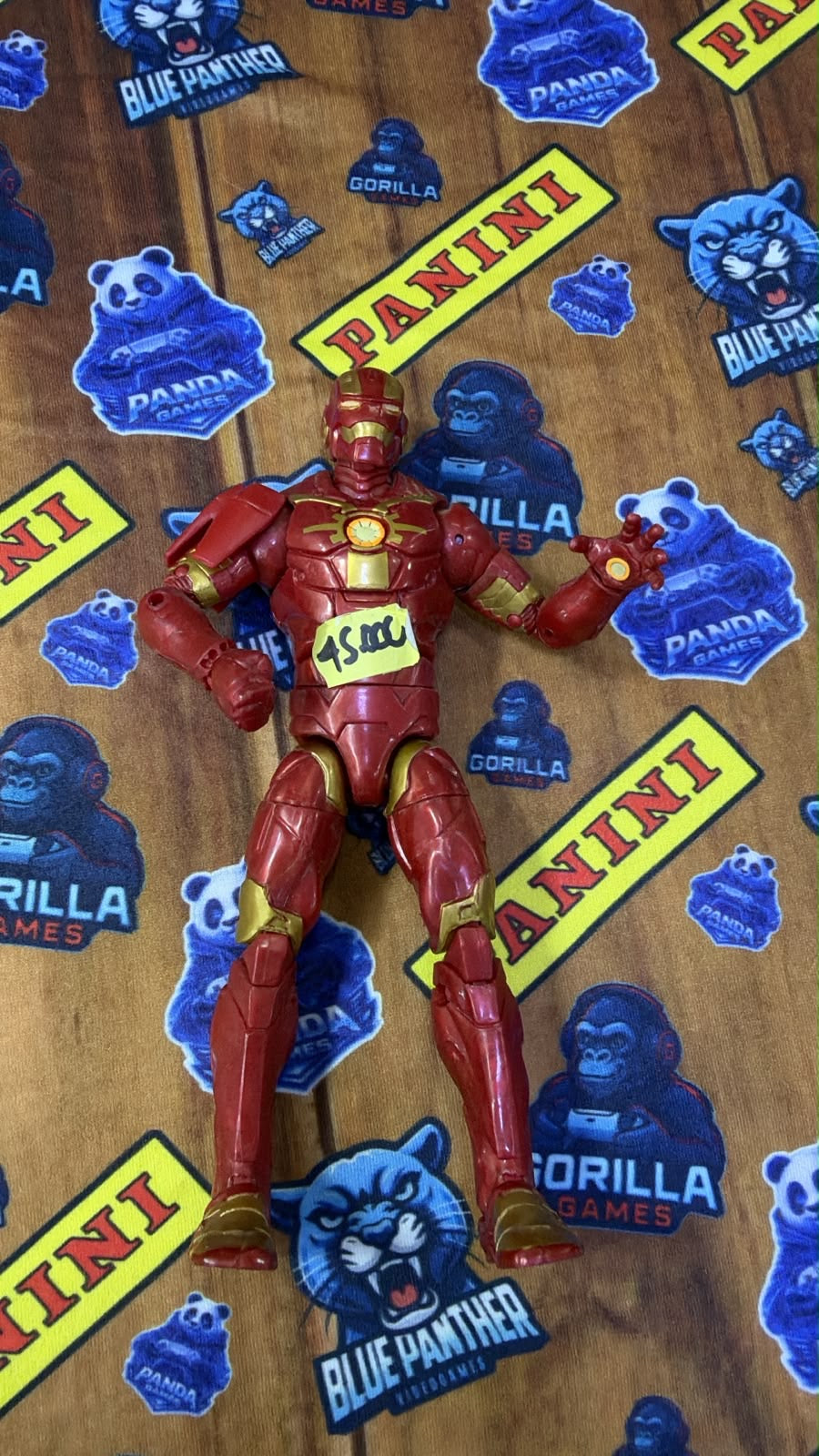 Iron Man (Deep Space Armor / Iron Man Reborn)  Marvel Legends