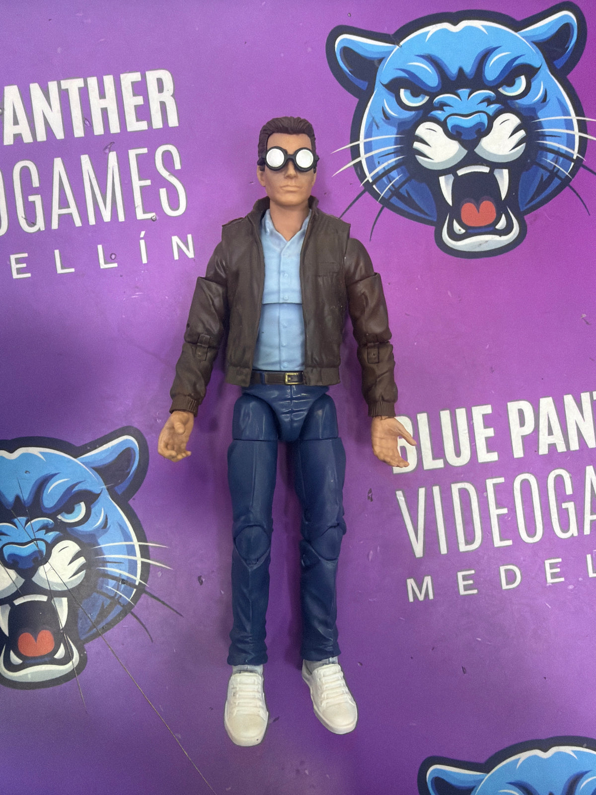 Peter Parker Marvel Legends Retro Collection