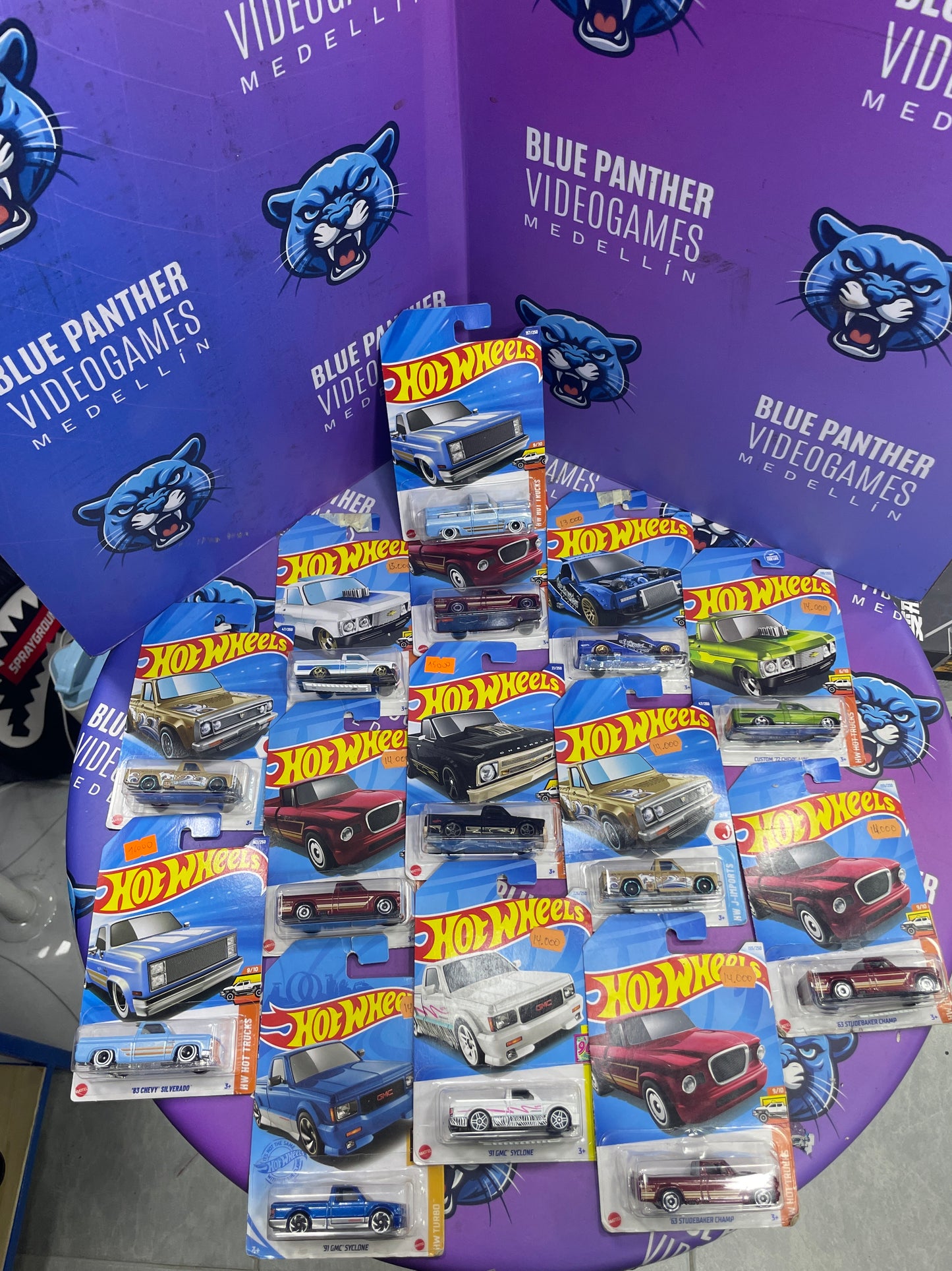 Hotwheels chevy camioneta planchon