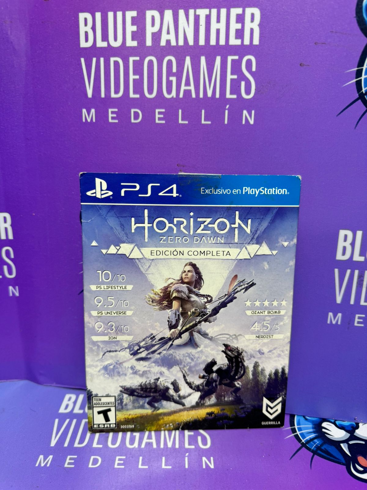 Horizon en caja cartón - Playstation 4