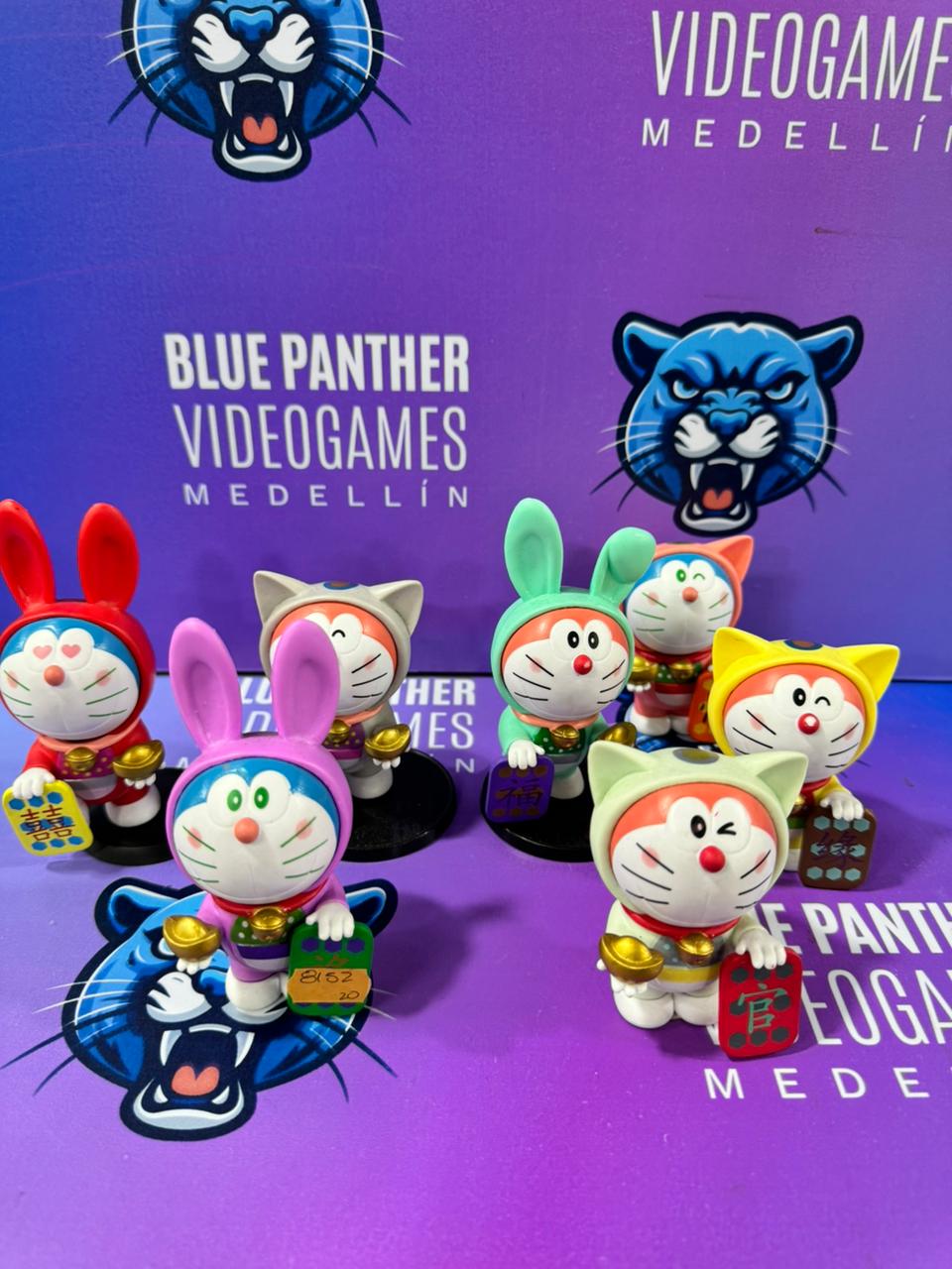 Figuras Doraemon disfrazados