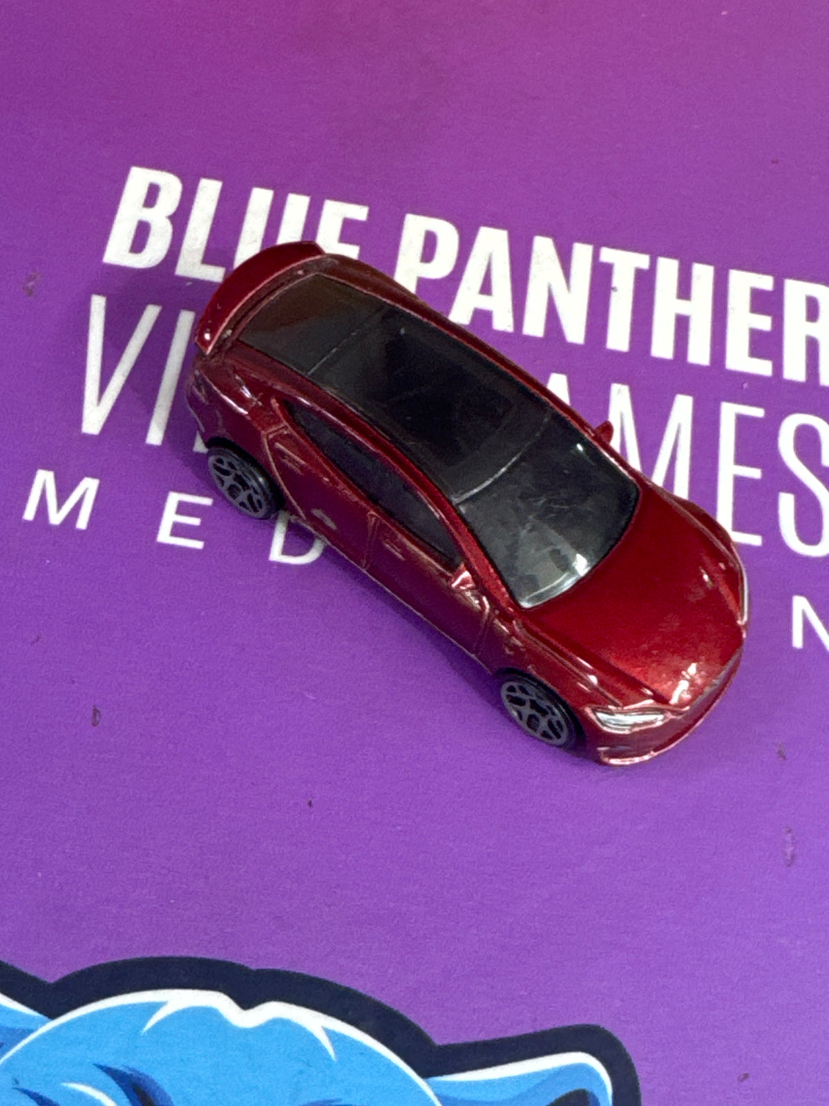 Tesla modelo S - hotwheels