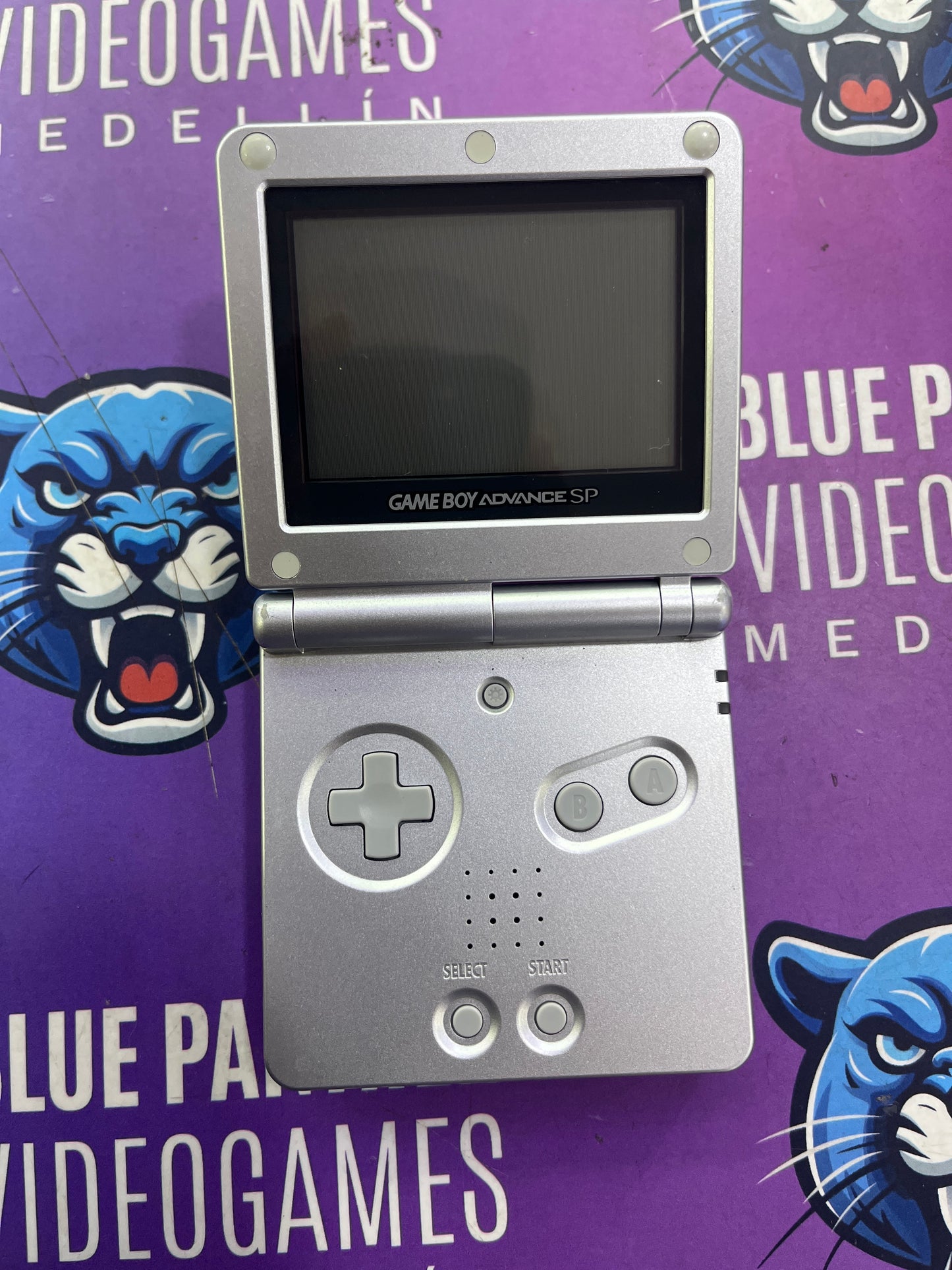 Game Boy Advance SP  001 gris  con cargador