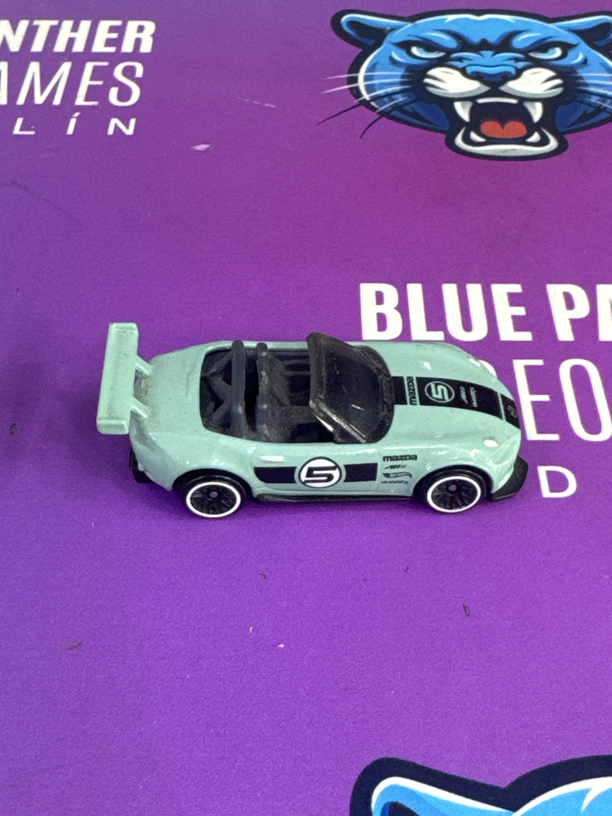 Mazda miata - hotwheels