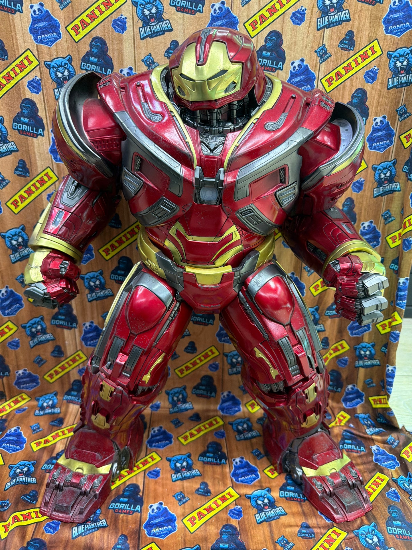 Hot Toys Hulkbuster – Avengers: Age of Ultron 1/6