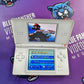 Nintendo DS Lite con R4, pantalla inferior algo amarillita