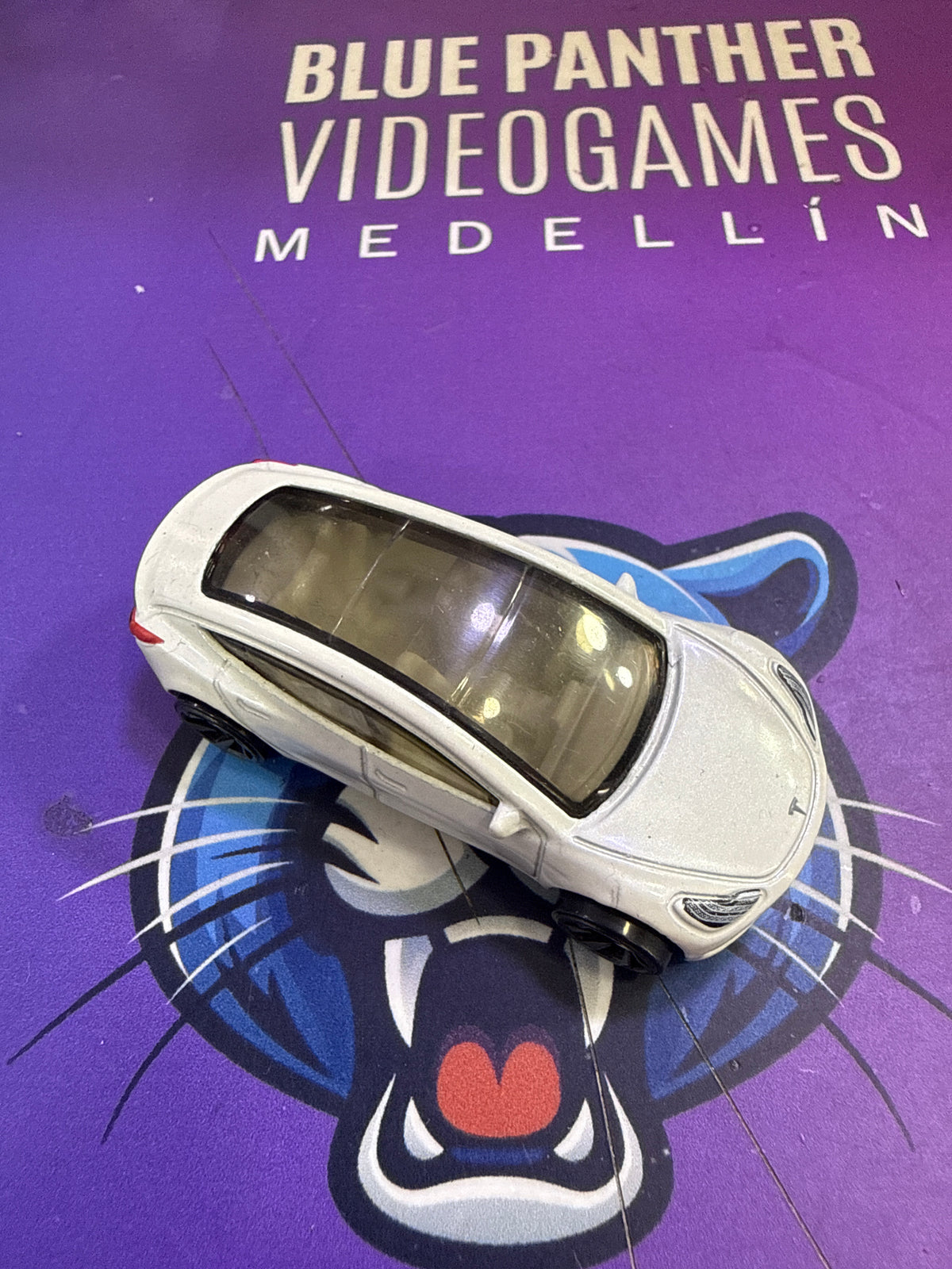 Tesla model Hot Wheels