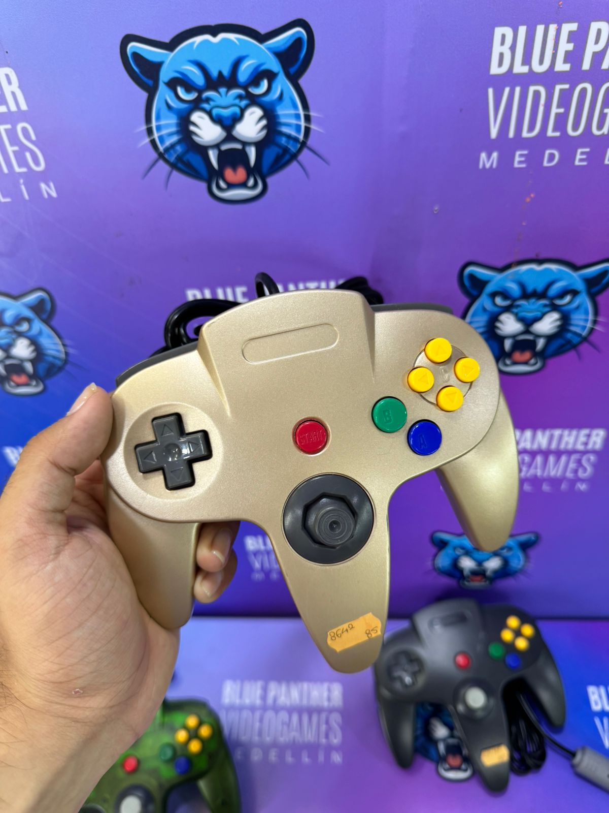 Controles N64 de colores
