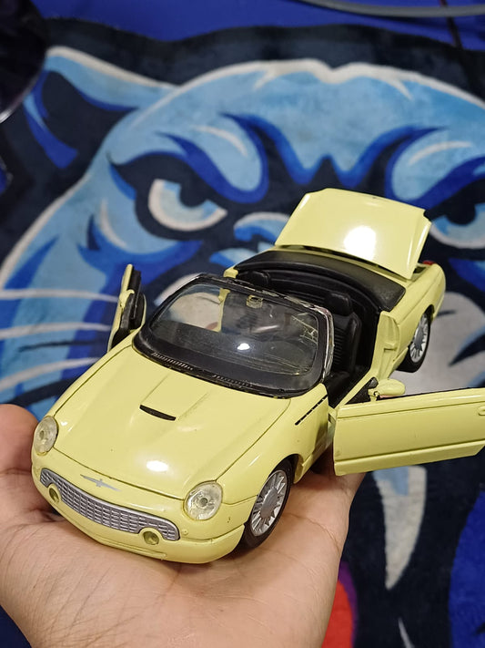 Ford Thunderbird 2000 1/24