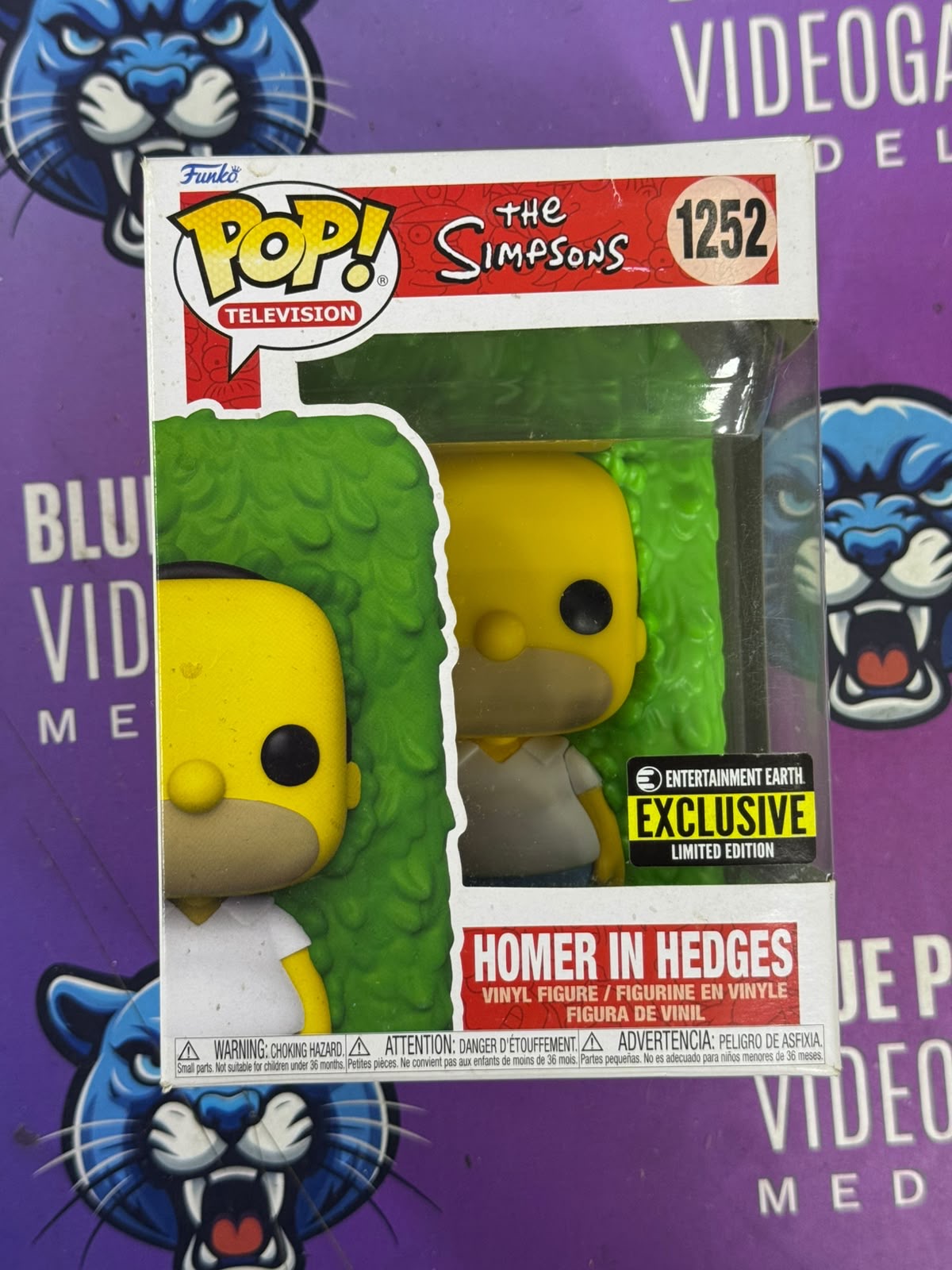 Homer in Hedges #1252 – The Simpsons | Entertainment Earth Exclusive